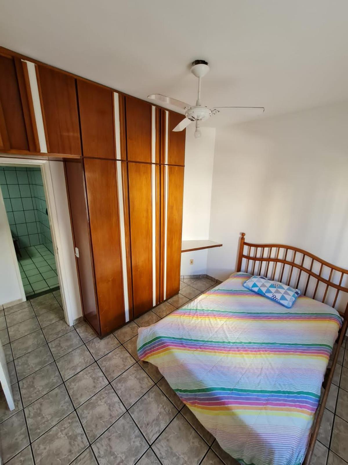 Apartamento Praia do Morro com Churrasqueira, Cozinha Gourmet e Wifi