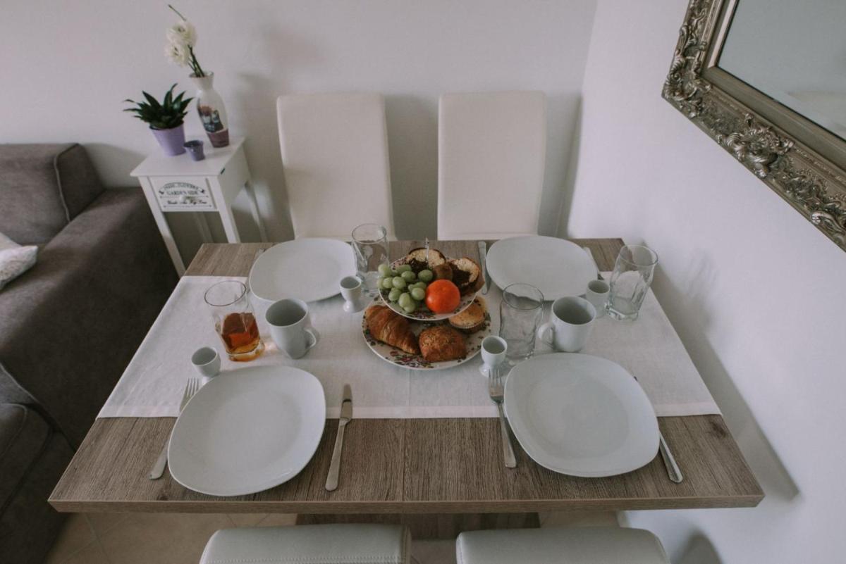 Apartman Garden view 5