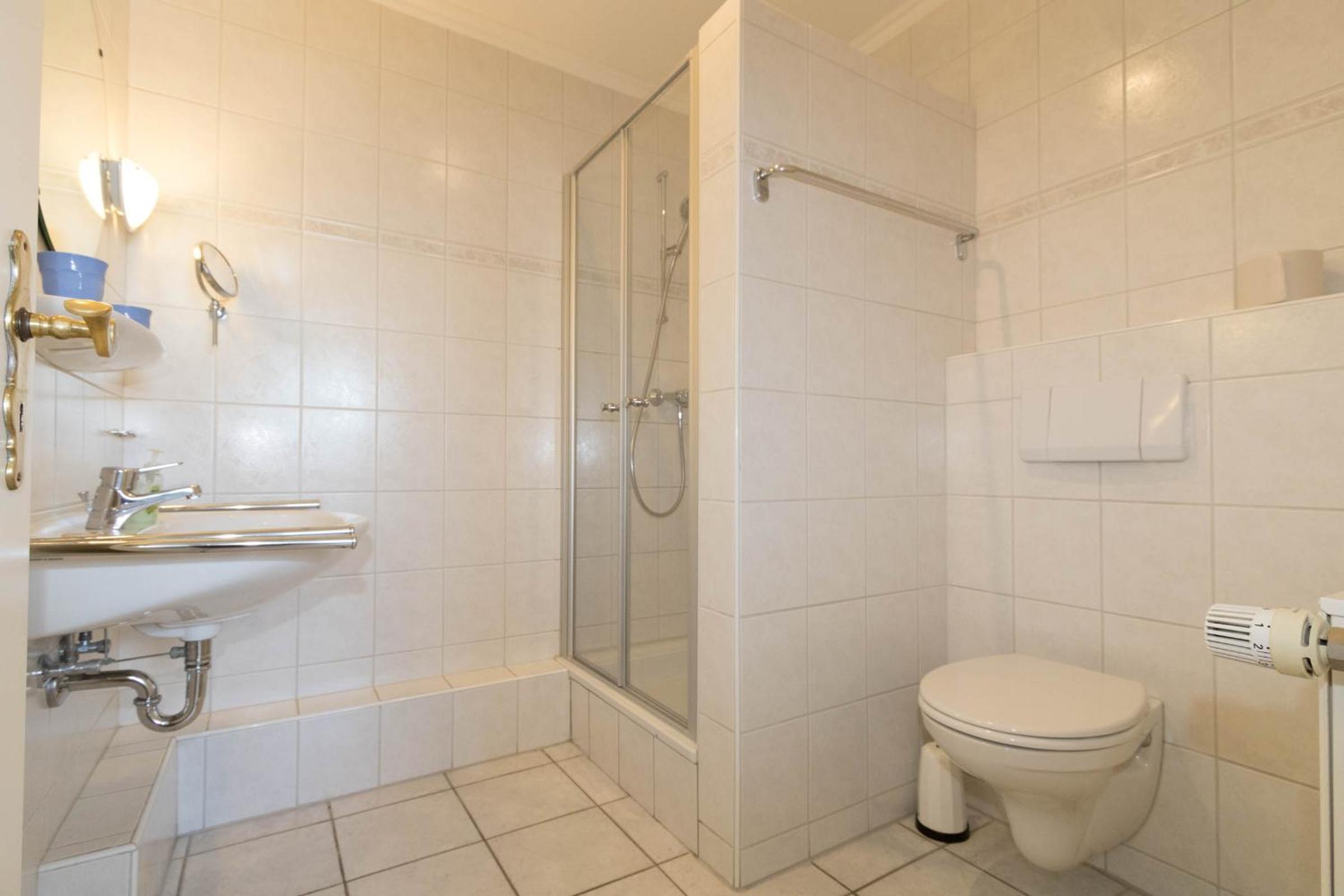 Hüs Auert Tharep, Wohnung 1 view 3