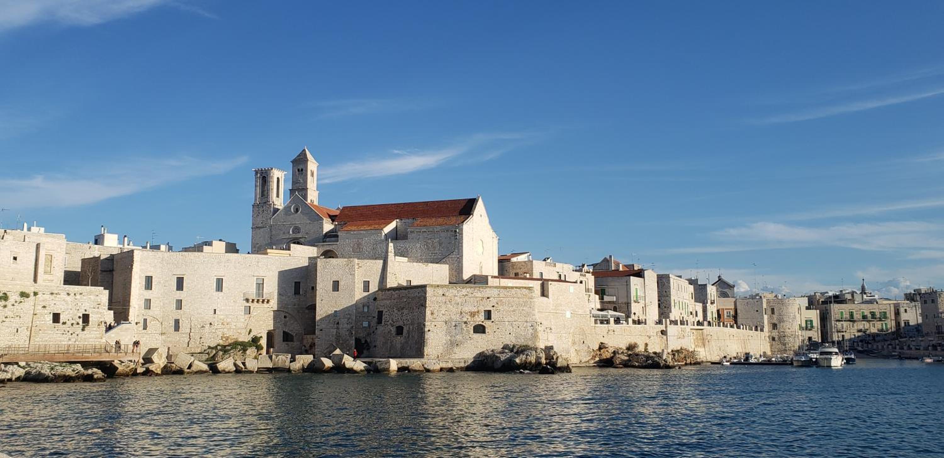 GIOVINAZZO HISTORIC APULIA old town stone house with private patio view 4
