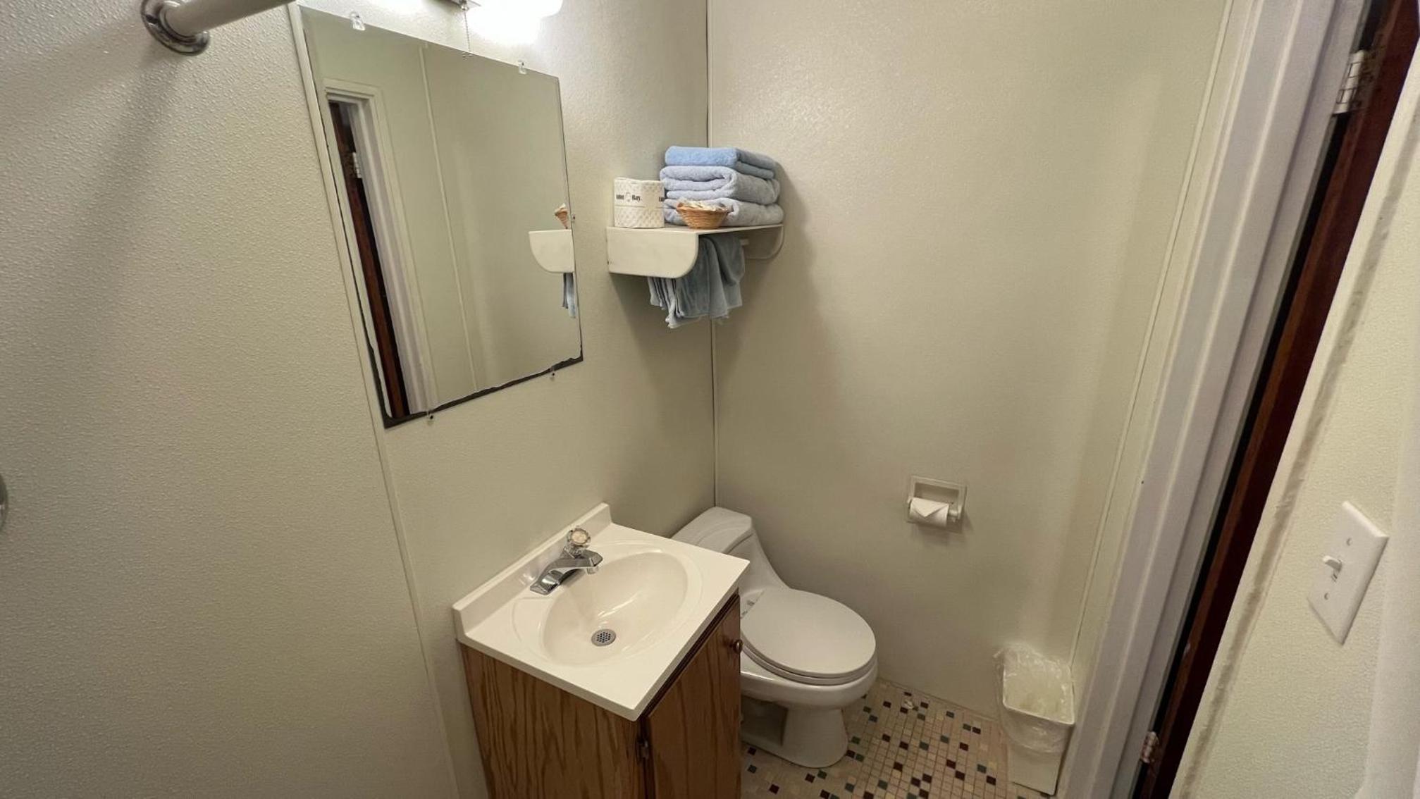 Four Oaks Lodging
