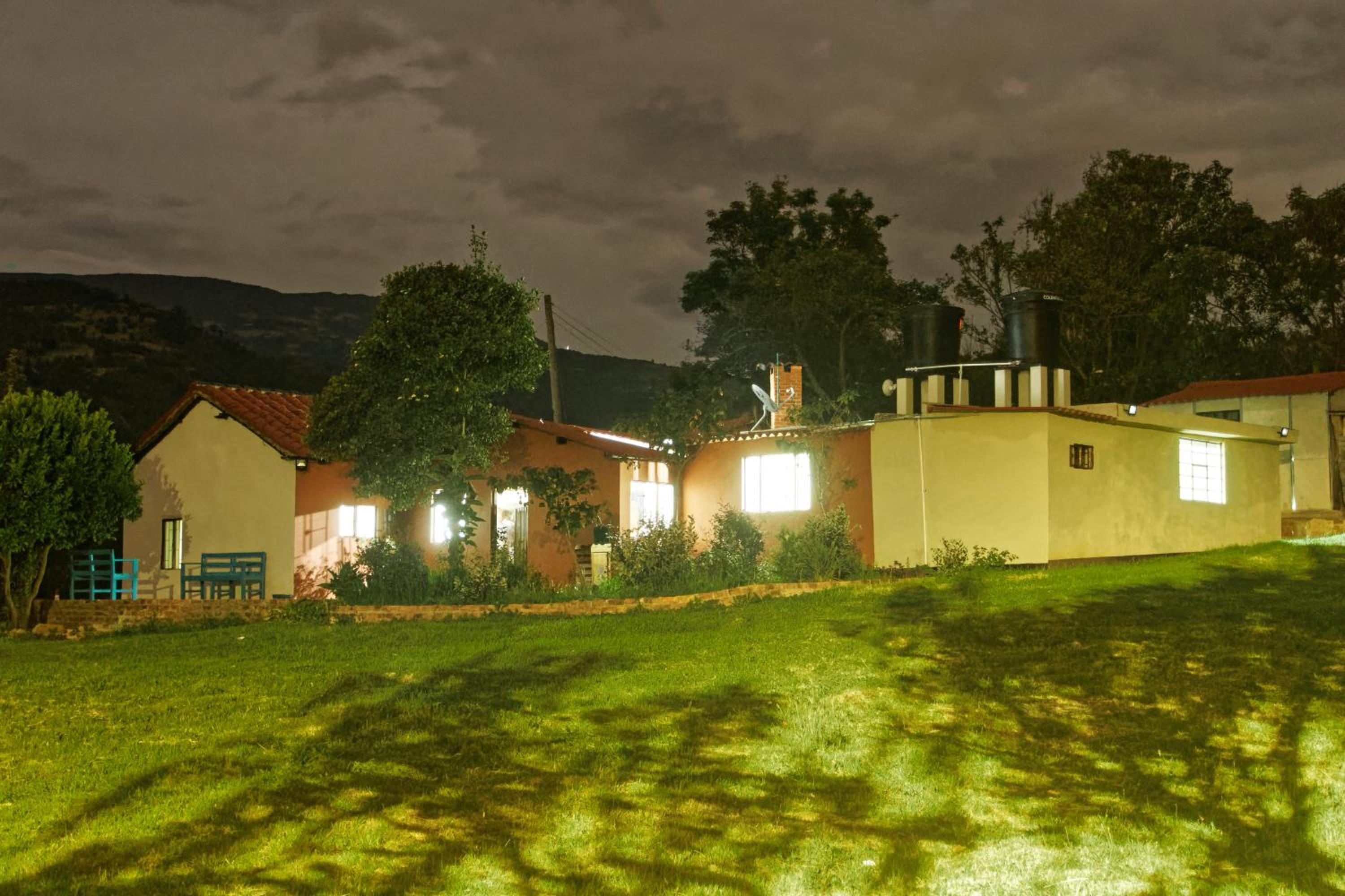 Casa Leo 