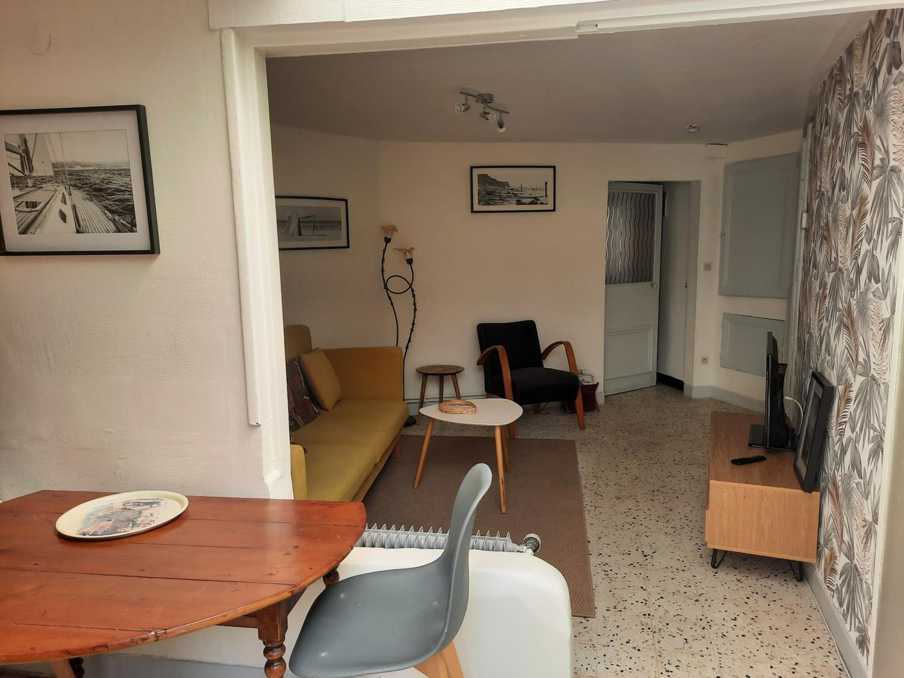 p'tite maison entre mer et campagne