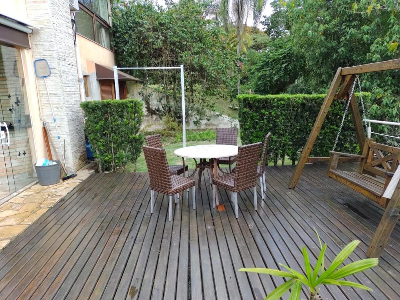 Casa encantadora com piscina aquecida em condomínio