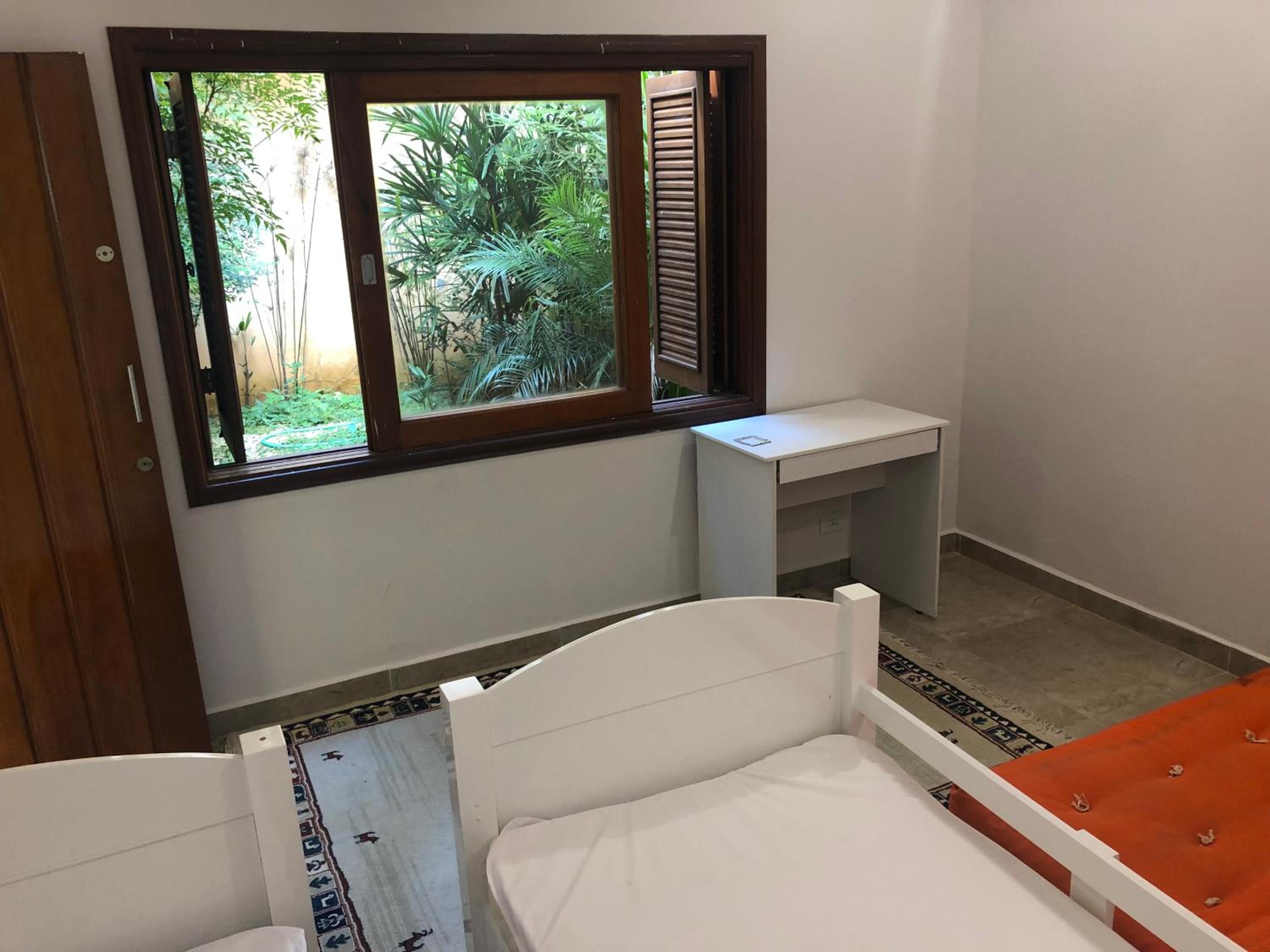 Casa encantadora com piscina aquecida em condomínio