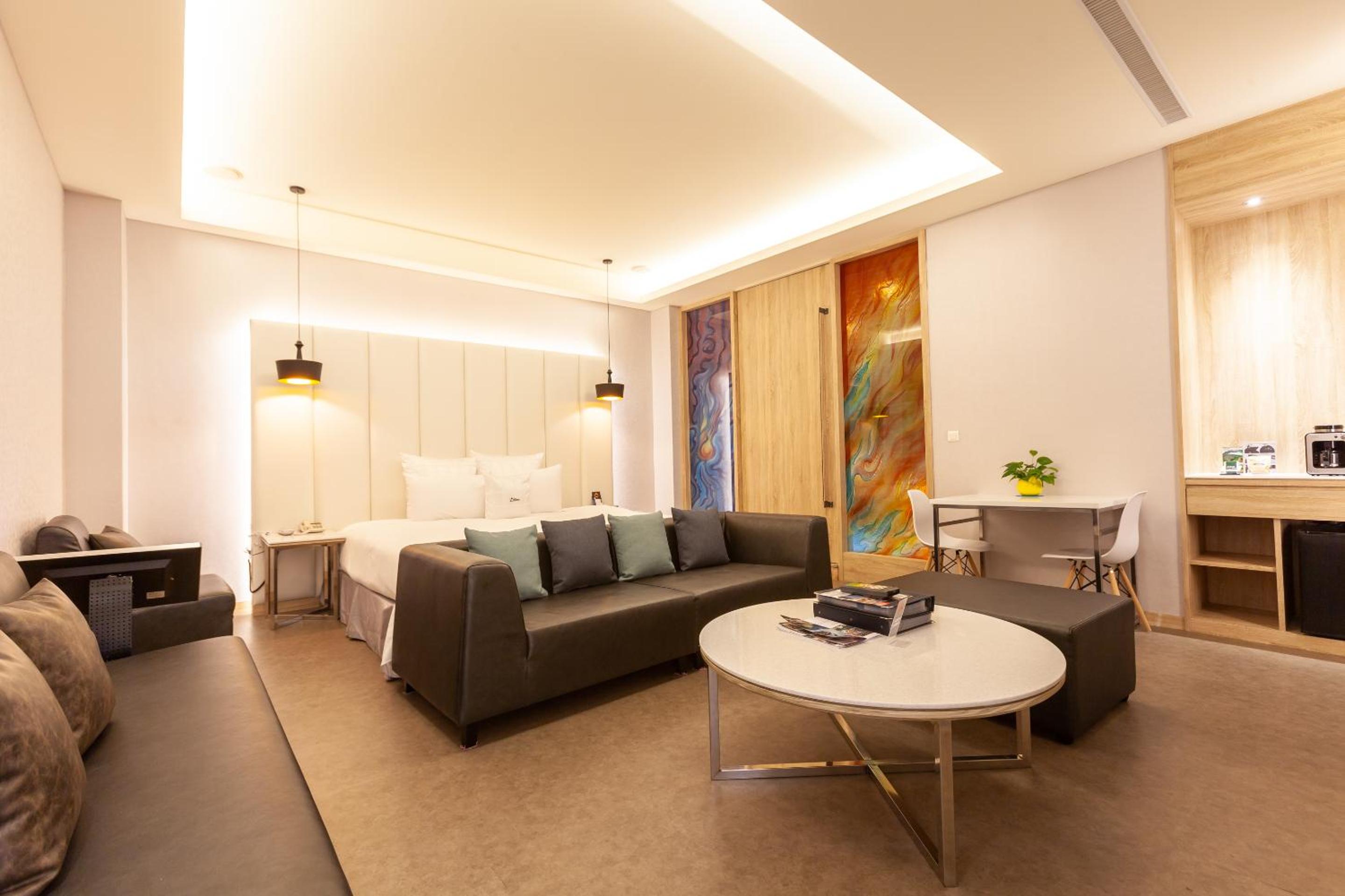 Six Star Motel-Zhongli