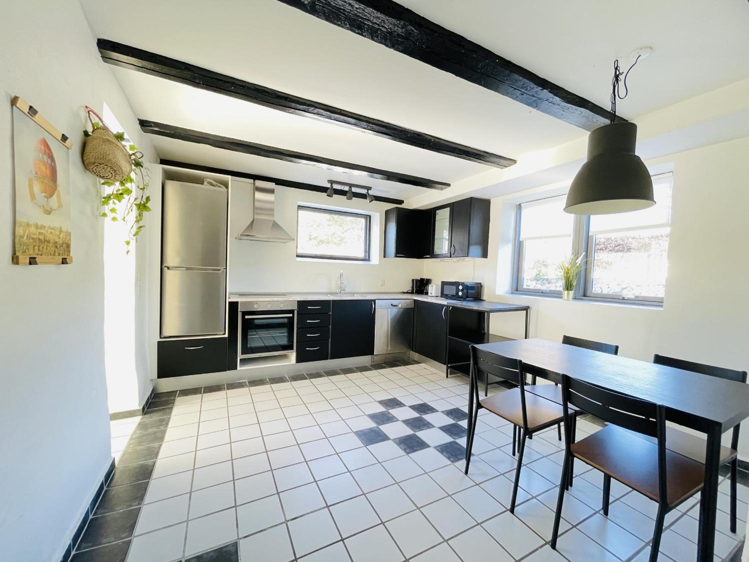 aday - Central Charming Apartment with Terrace