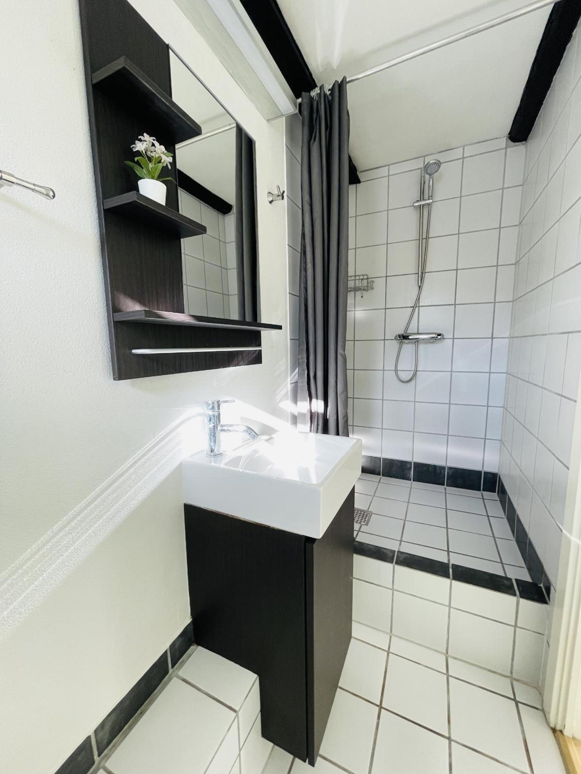 aday - Central Charming Apartment with Terrace