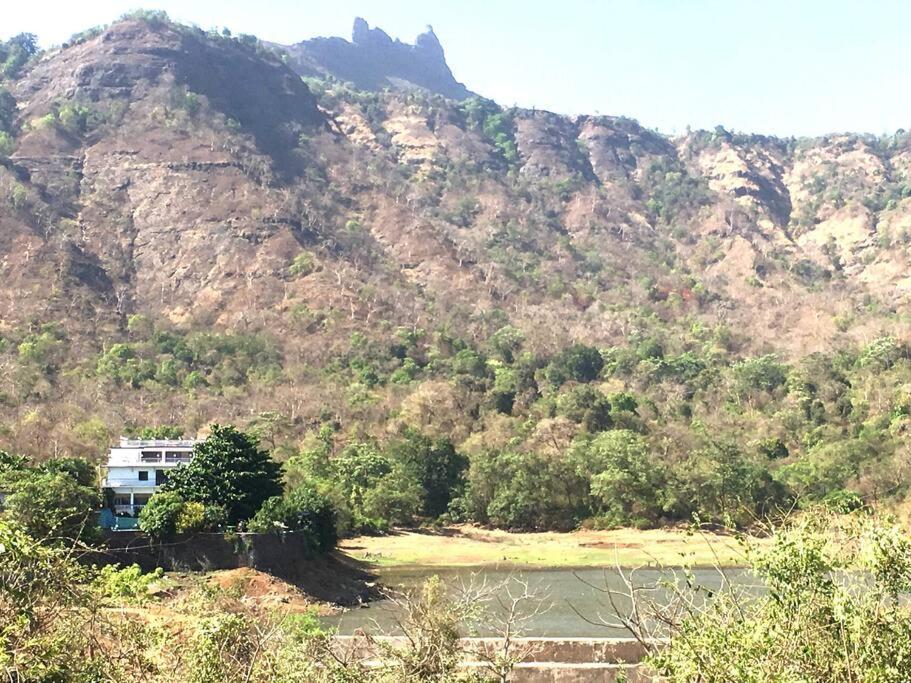 Lake View Villa 4Bhk Karjat