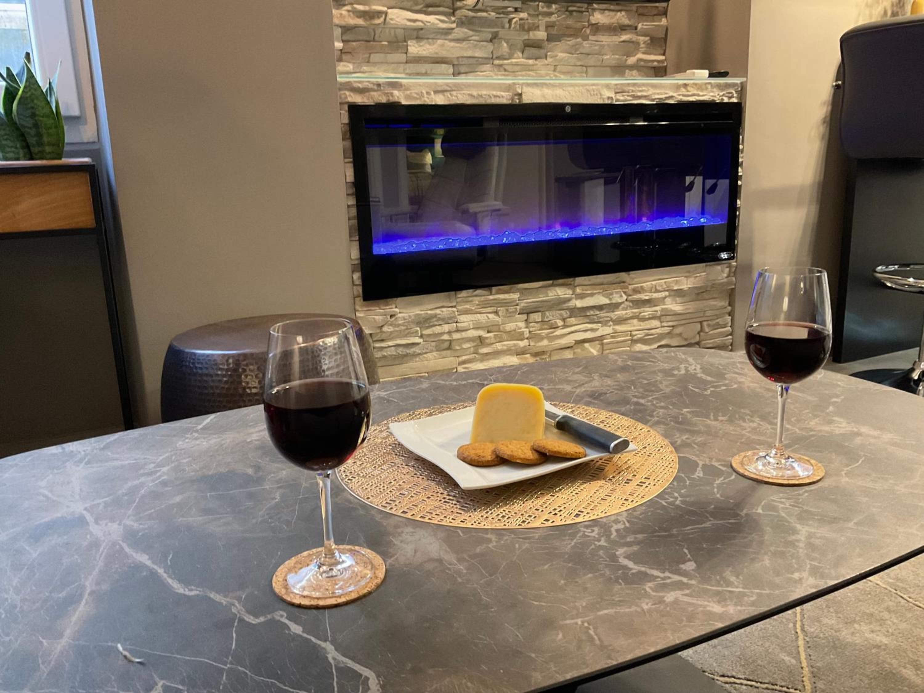 BELLA CAMPAGNA - Luxury Two Bedroom Apartment