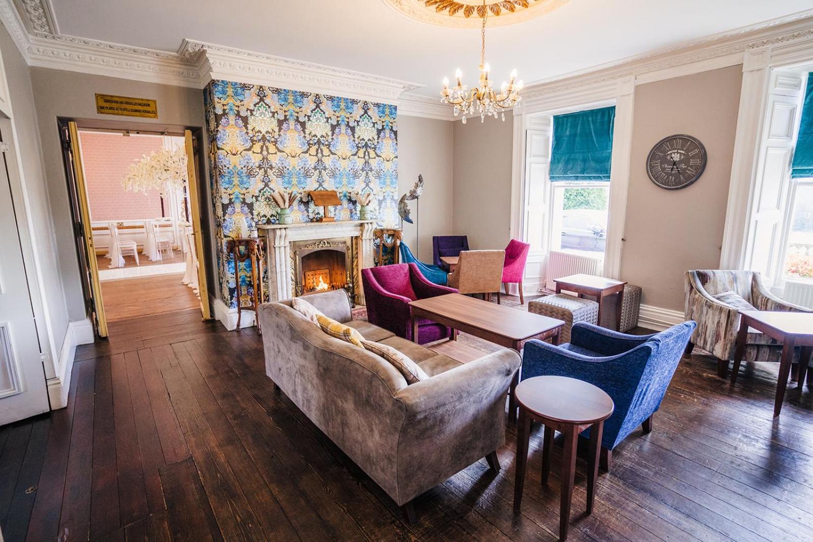 Court Colman Manor