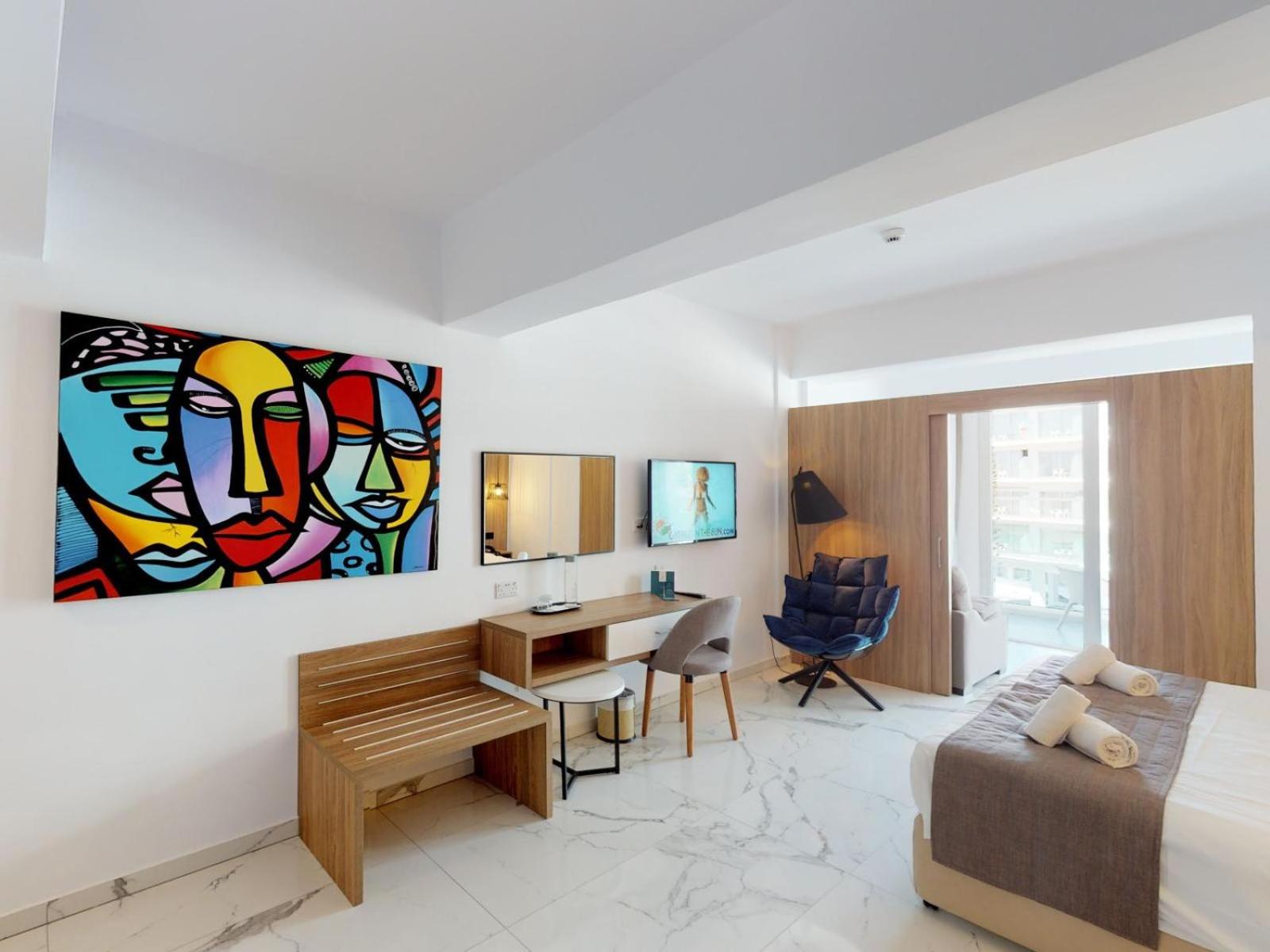 The Blue Ivy Hotel & Suites