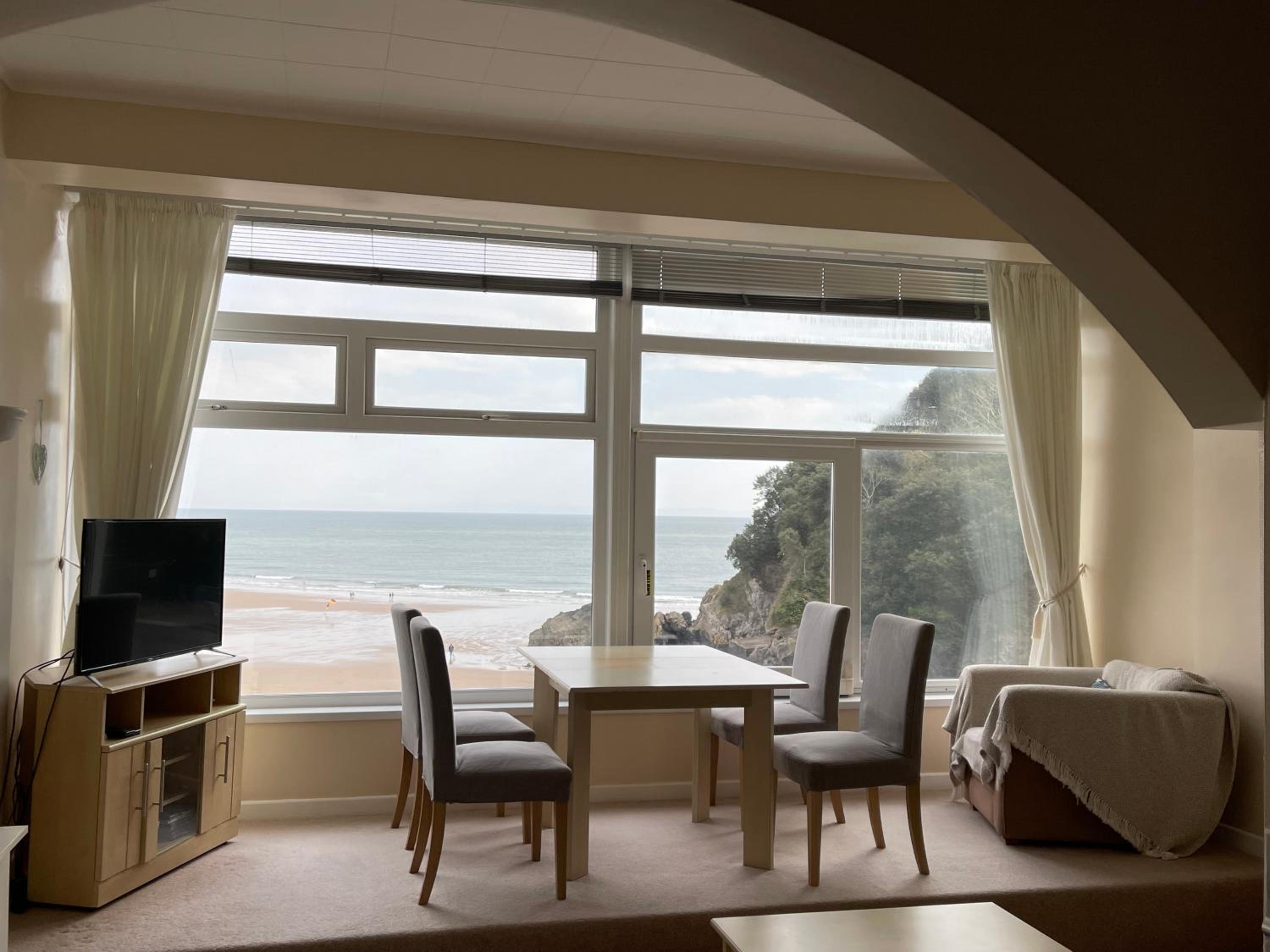 Redcliffe Apartments Flat 7A view 5