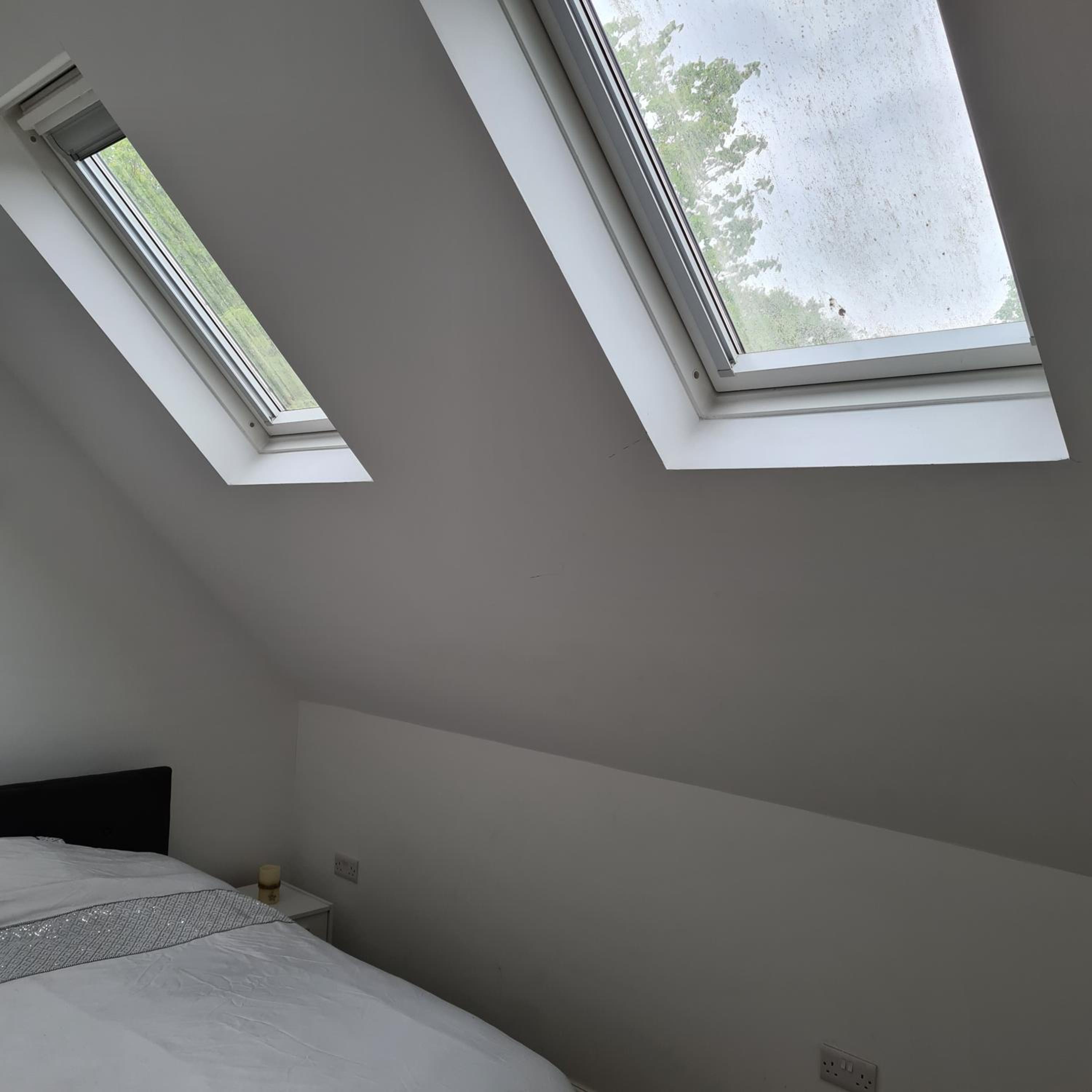 2-Bed Loft Apartment for 5ppl with private parking view 5