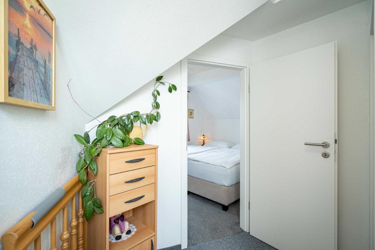 Ferienwohnung Sellin 35 view 5