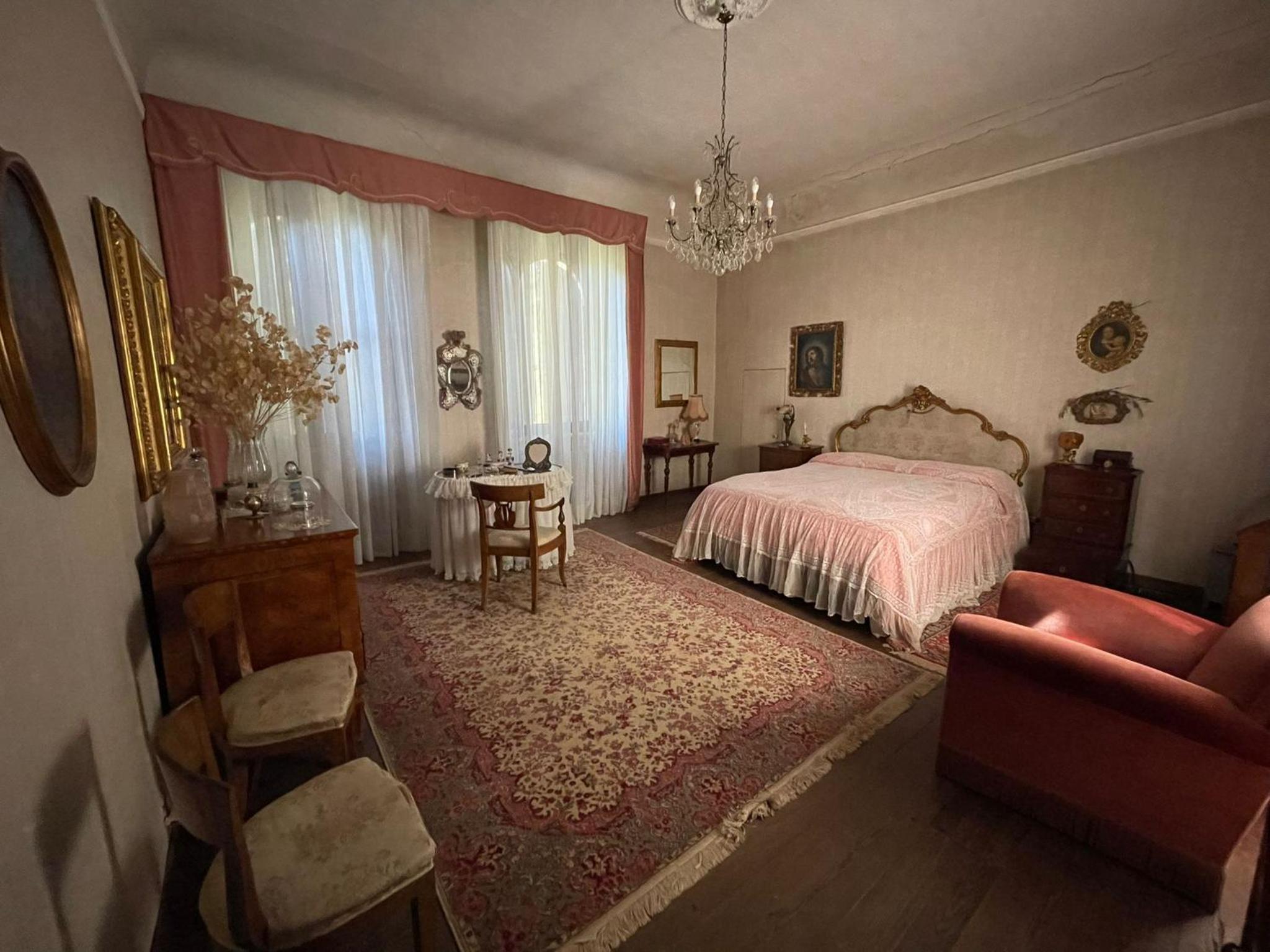 CASA LA TORRE un castello alle porte di Firenze