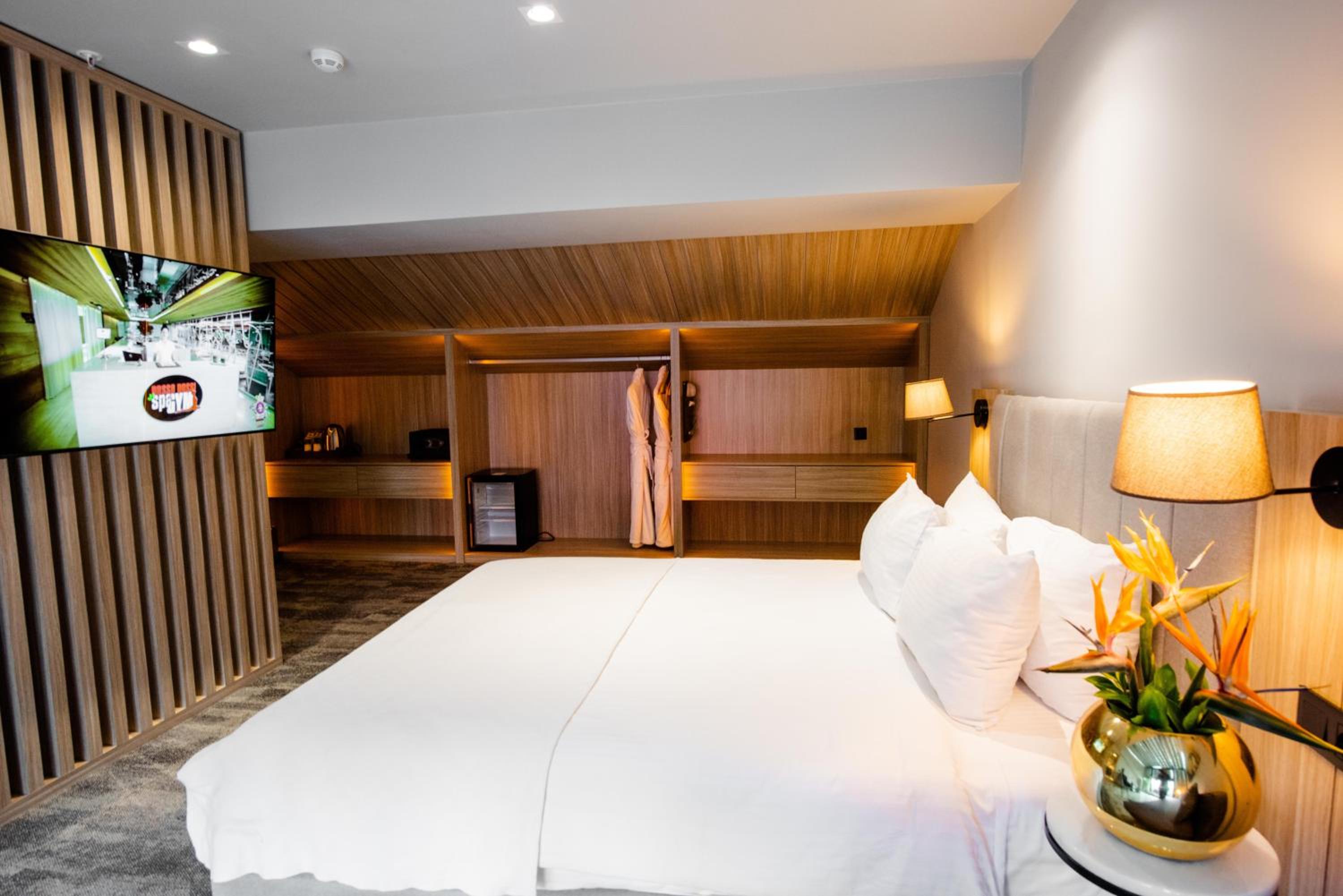 Dosso Dossi Otelleri Laleli - Image 29