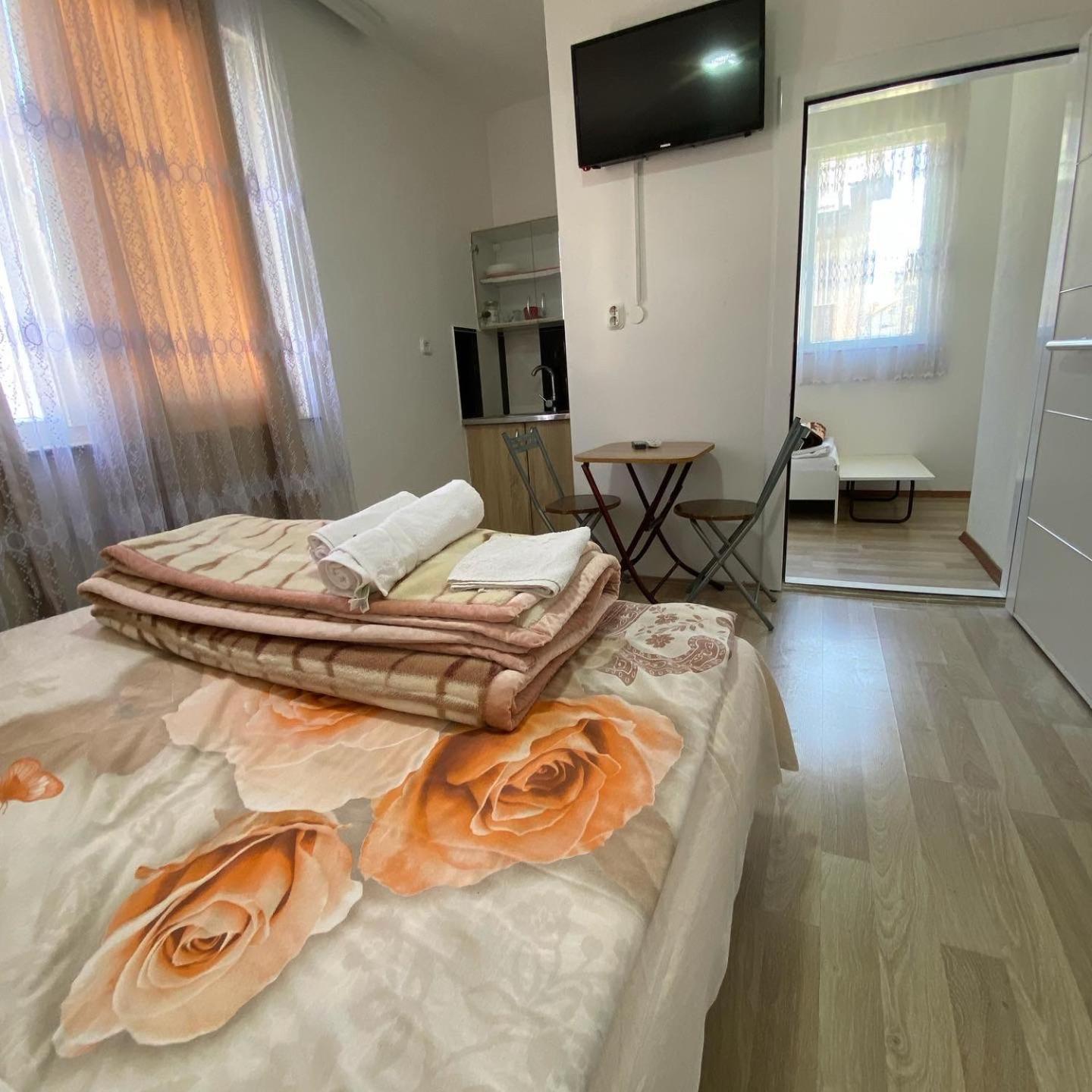 Venecia Plaza Struga view 3