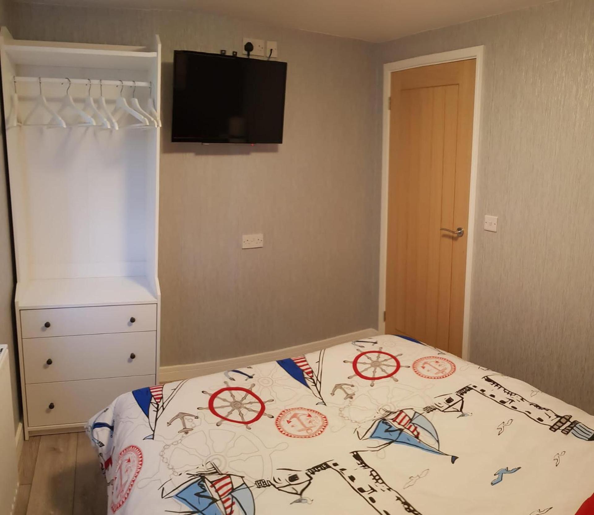 luxury 2-Bed modern chalet in Bridlington view 3