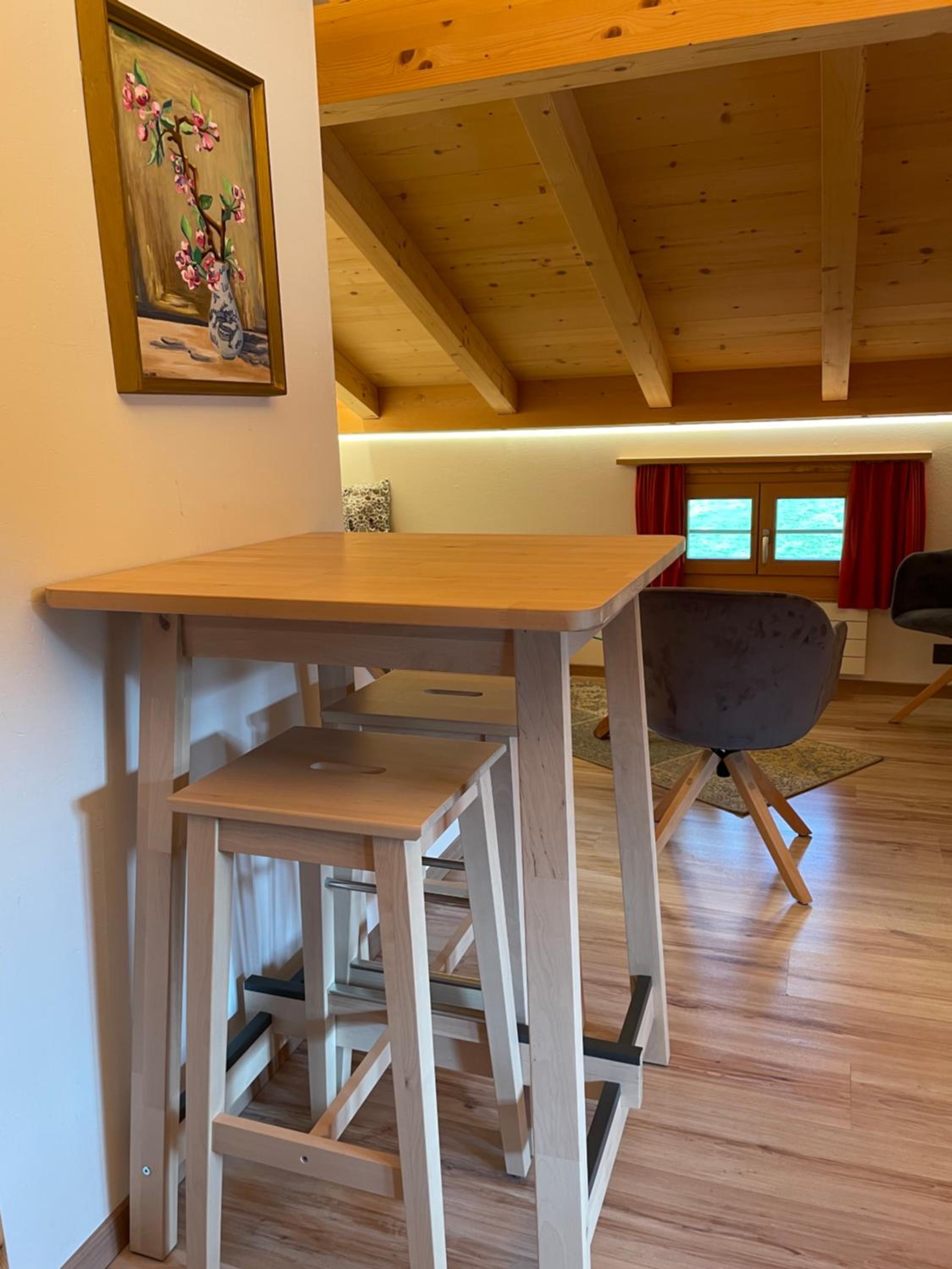 Alpenchalet Weidhaus Gstaad - Dachwohnung - Studio - Stockbettzimmer