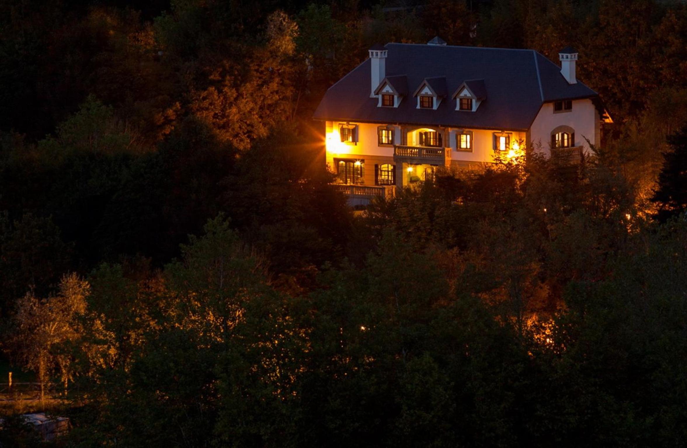 Family Home in Oiartzun with Mountain View