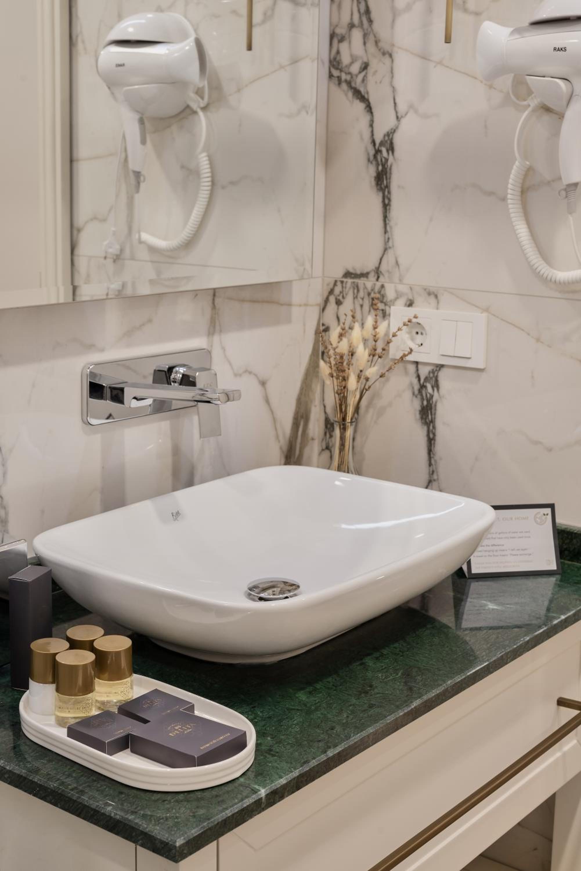 Delita City Otel - Image 44