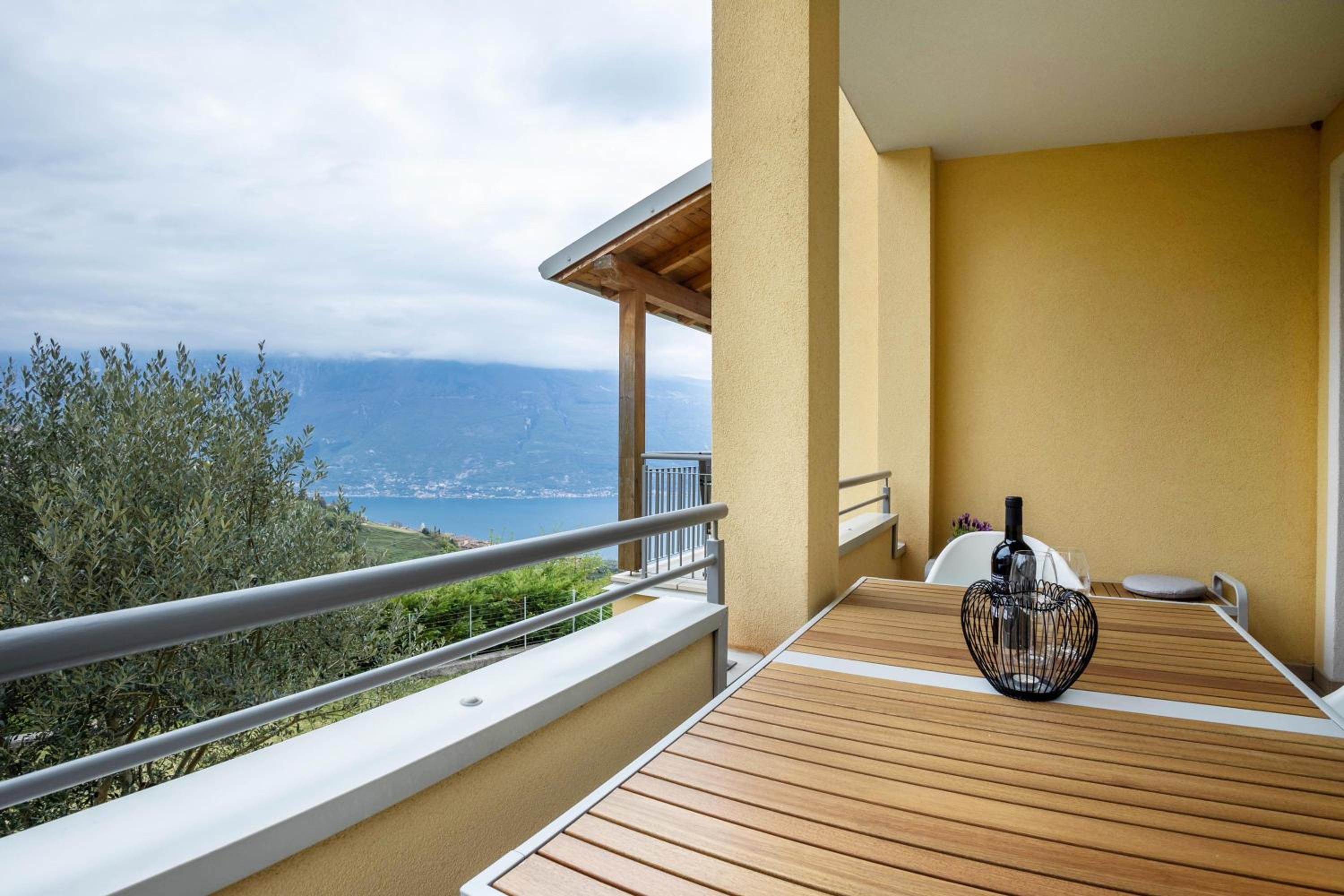 Residence La Villa Fewo Cristallo view 2