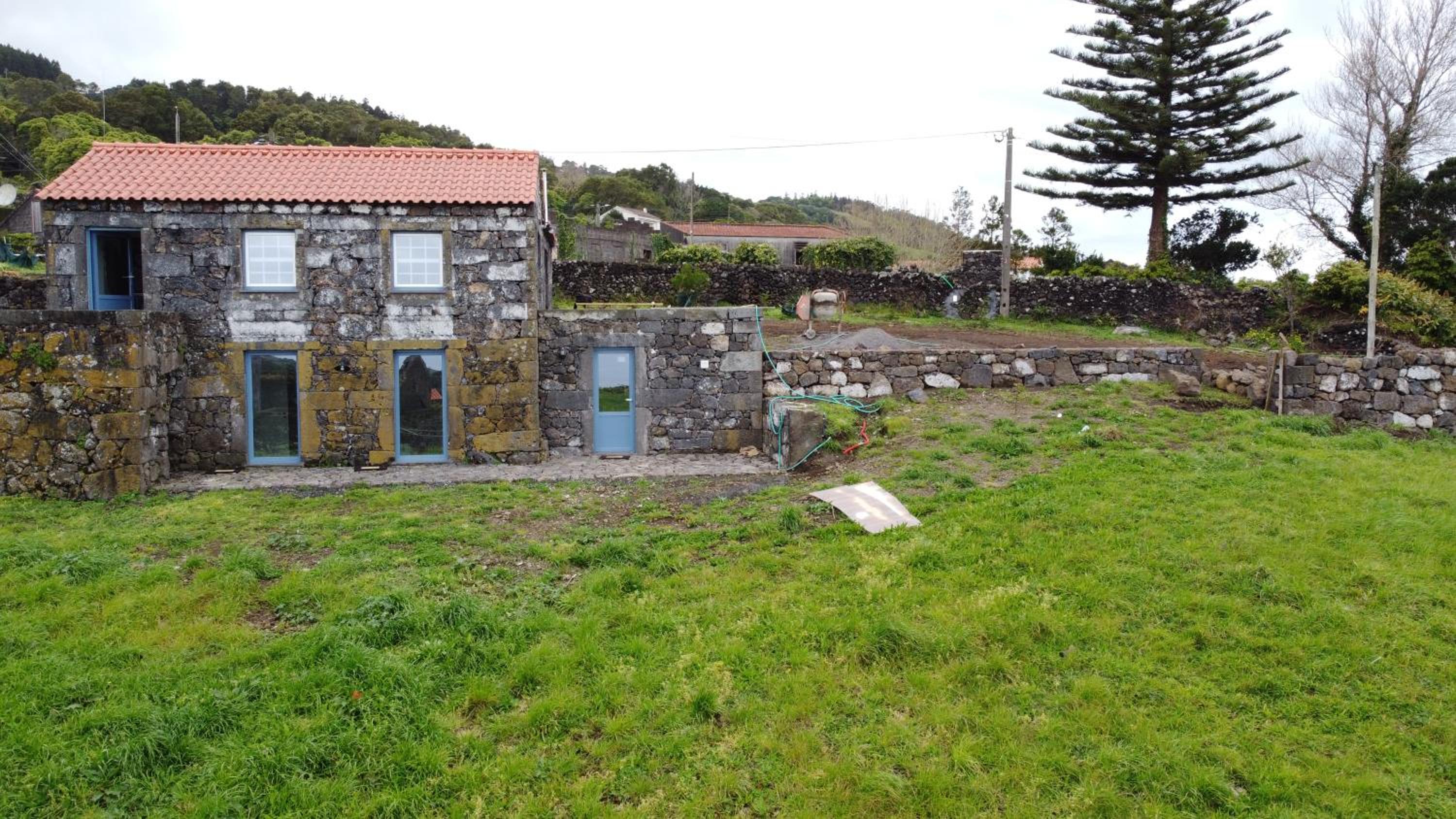Photo 47