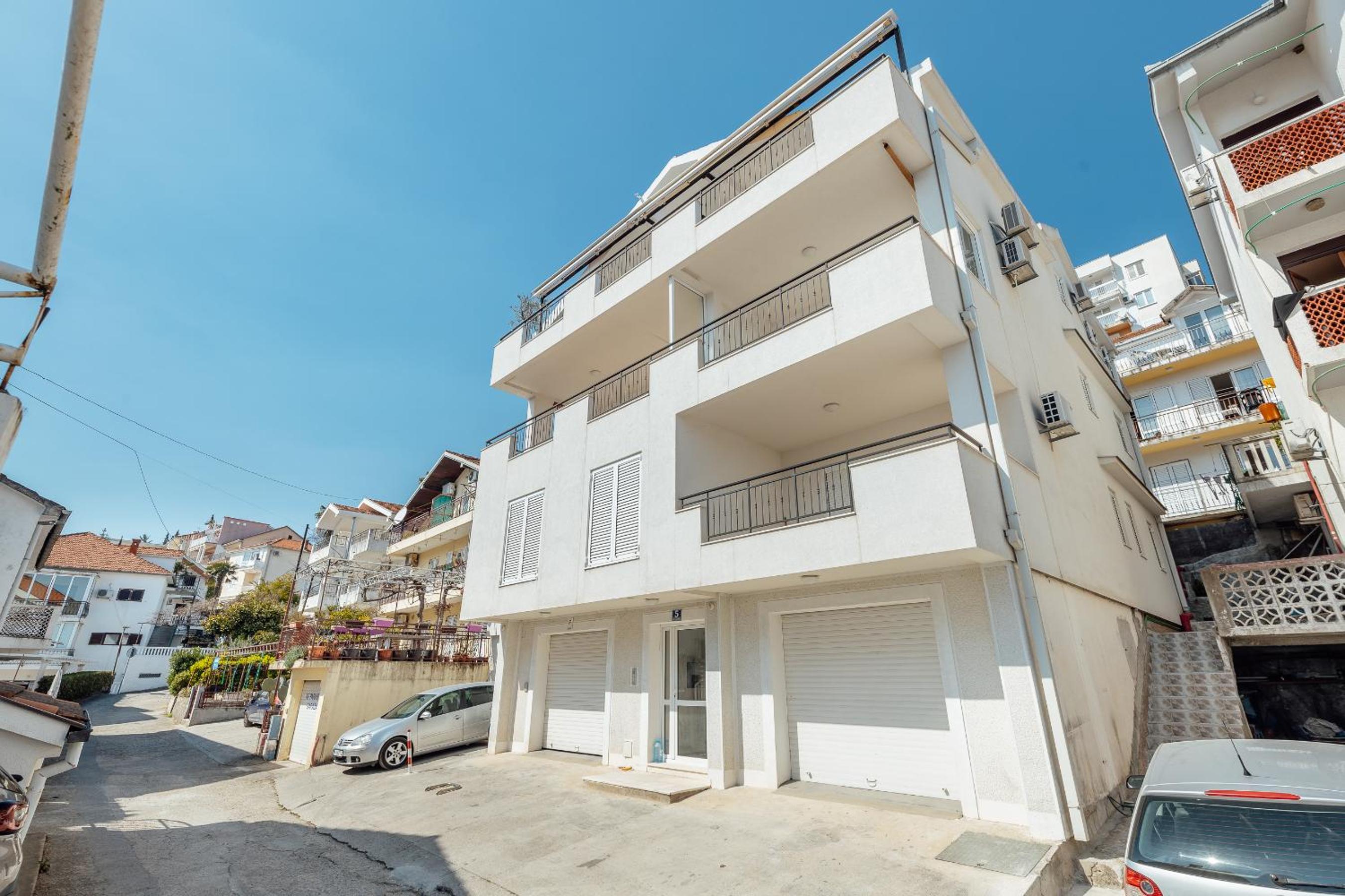 Apartment Penthouse Savina view 4