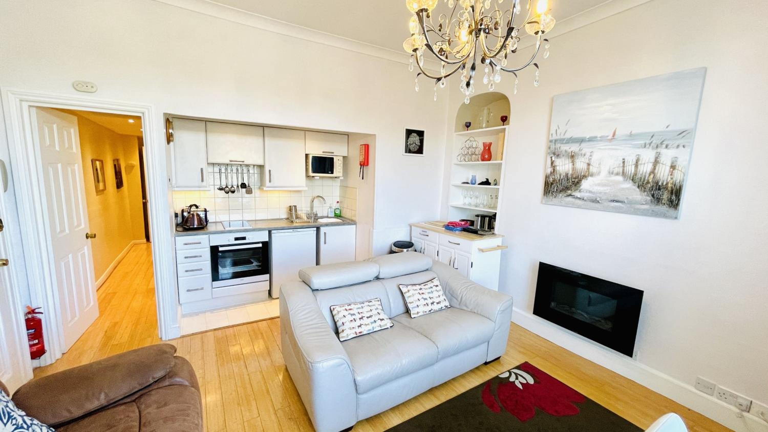 2 Dartview - Close to the Water, River Views, Ground Floor Access view 4