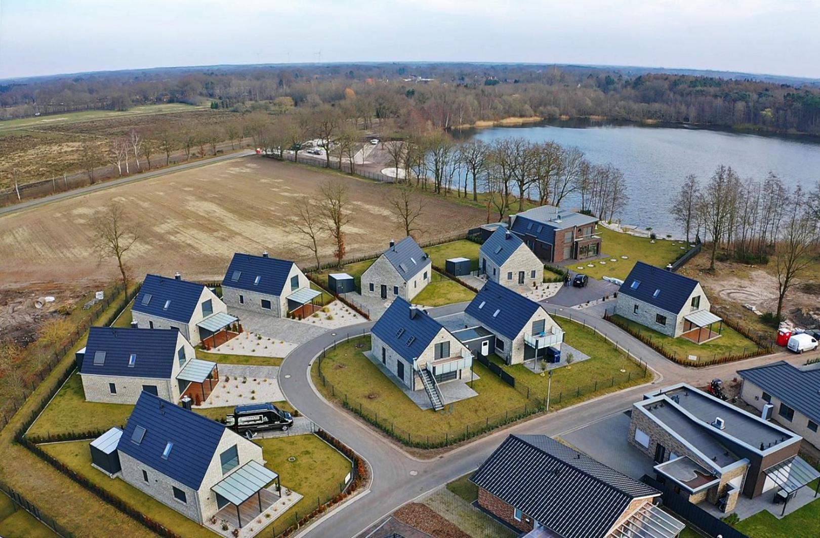 Haus Seerose direkt am Harkebrügger See Neubau!
