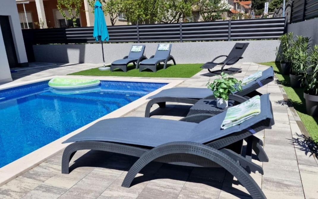 VILLA EMA KASTELA with private heated pool view 4