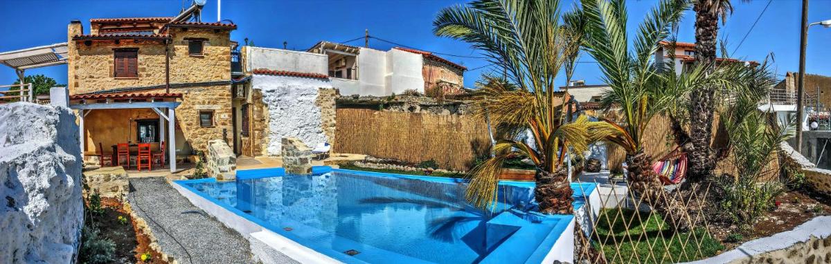 3 Bedrooms Villa with Sea View, Private Pool, and Enclosed Garden