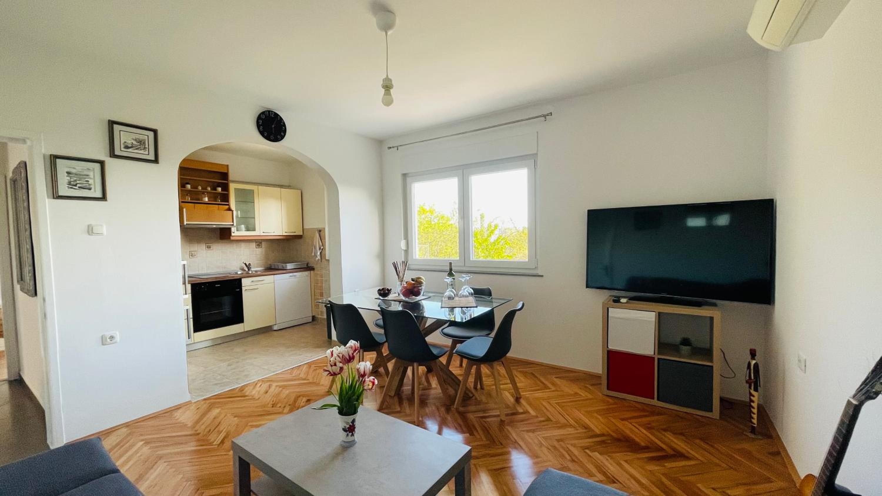 Apartment Iva view 5