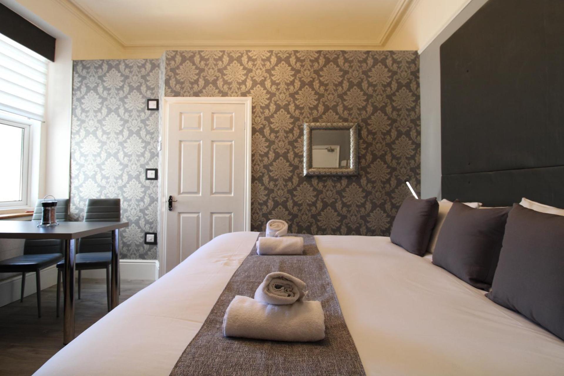 Clifton Villa Guest House