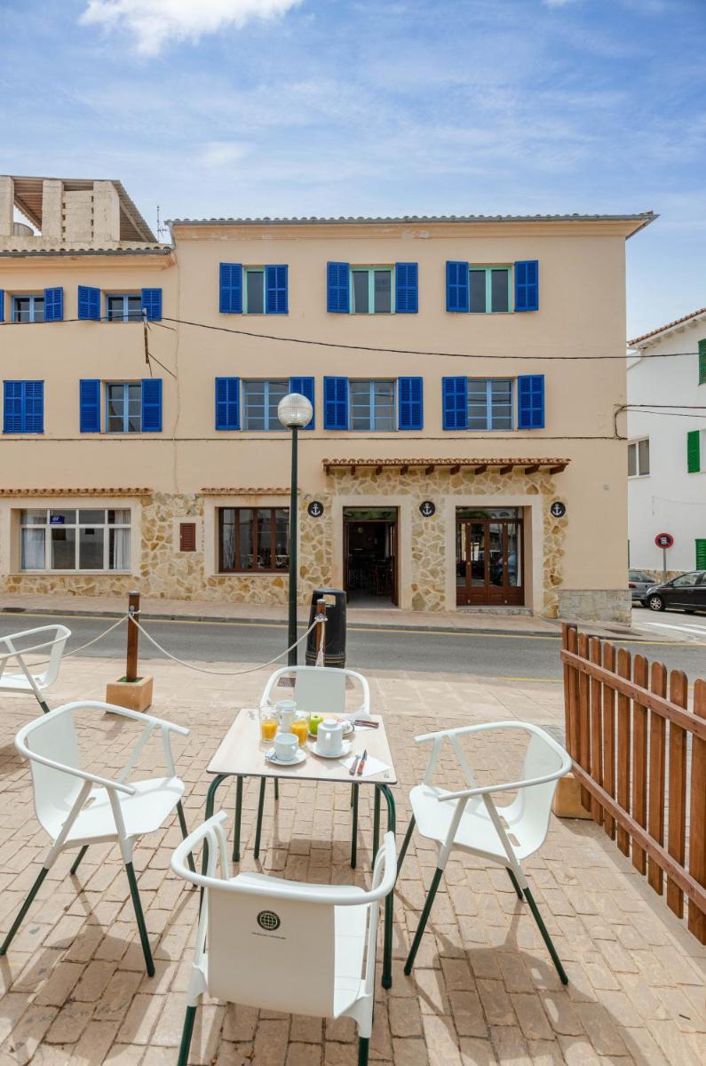 Hostal Marina