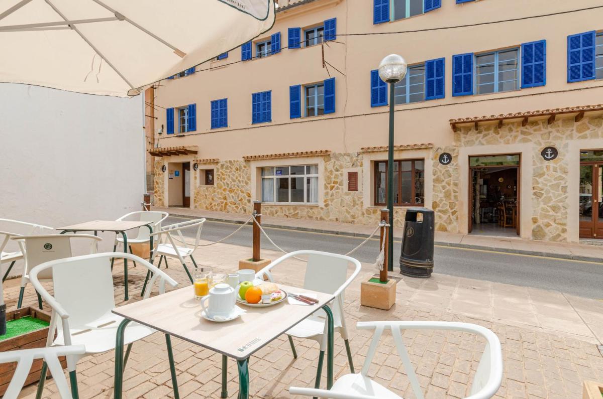 Hostal Marina