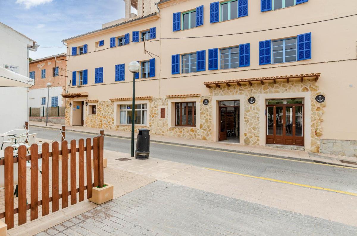 Hostal Marina