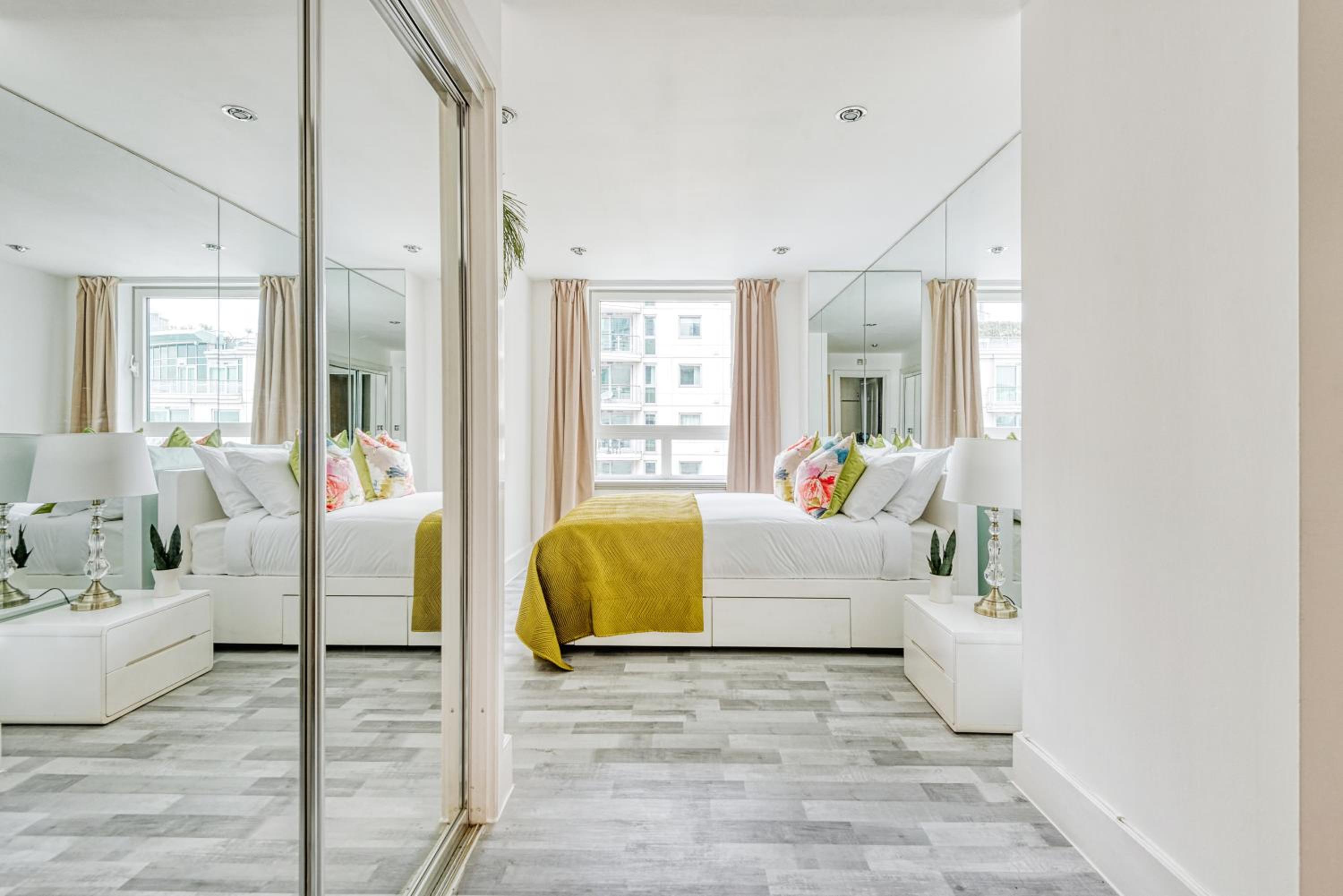 Riverside 2- Bedroom Apartments