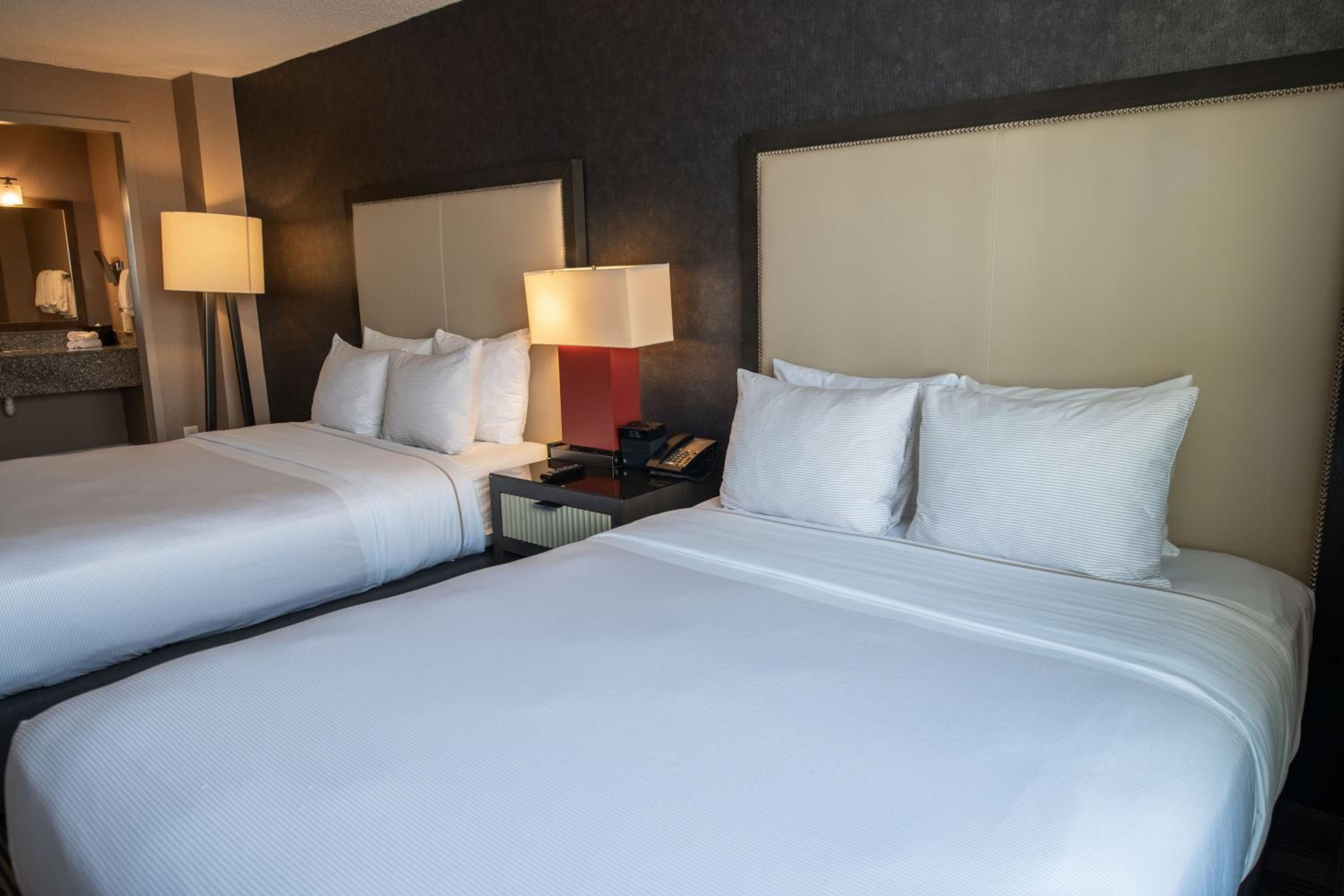 2500 Penn, a Placemakr Experience, 사진 25
