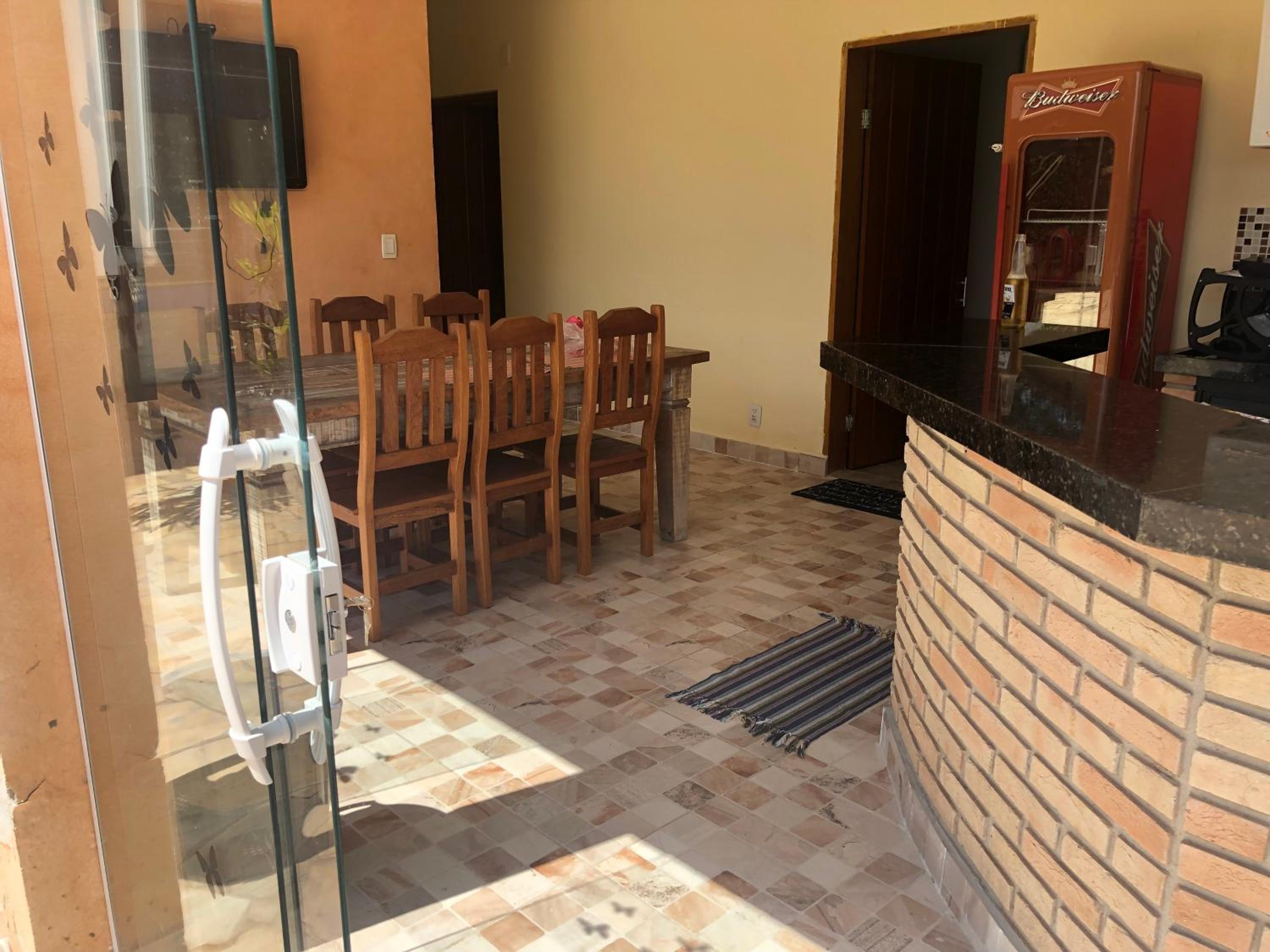 Casa encantadora com piscina aquecida em condomínio
