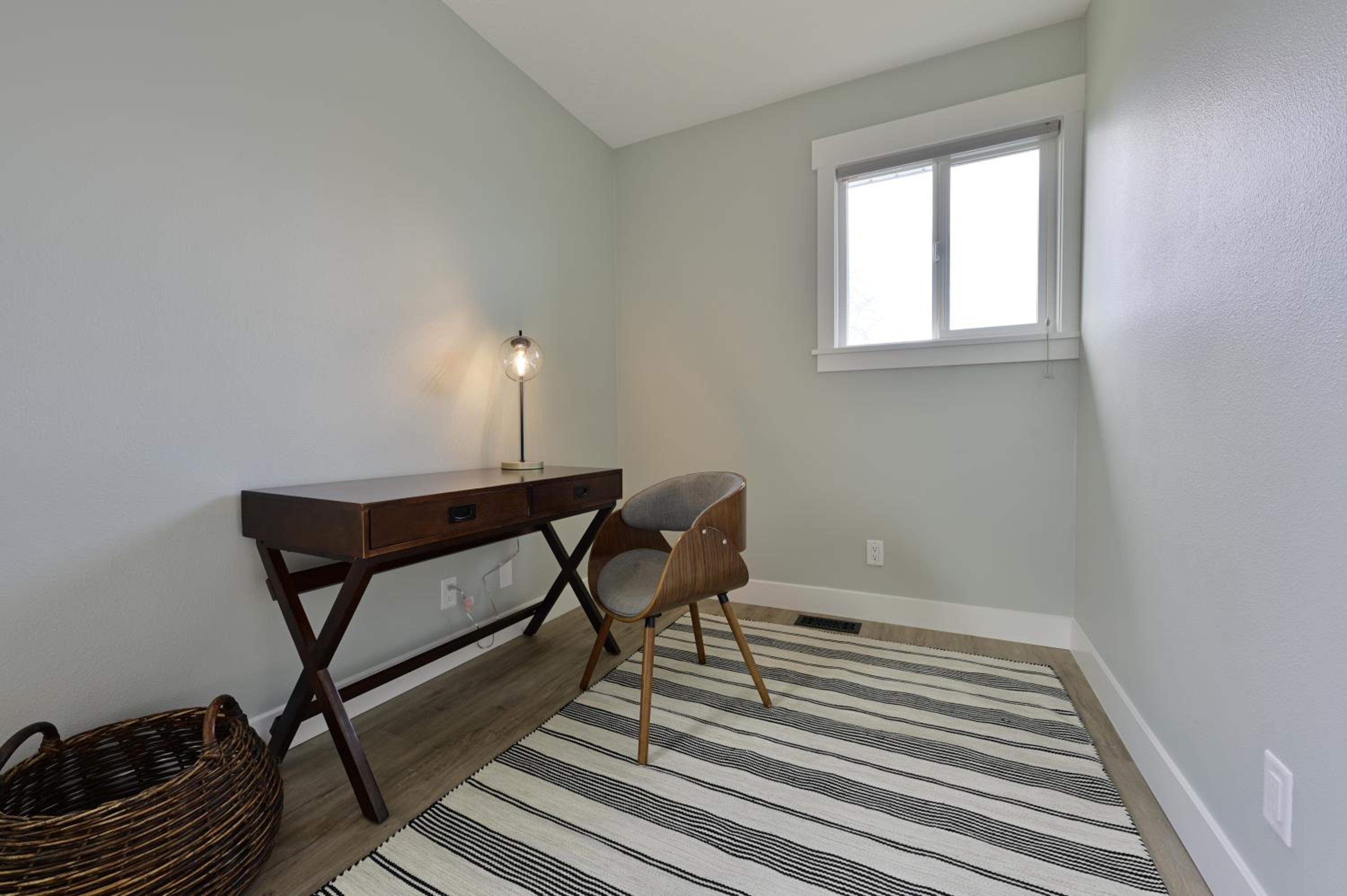 Albany Vacations - Modern Upstairs Loft - Newly Renovated! - Property Image 4