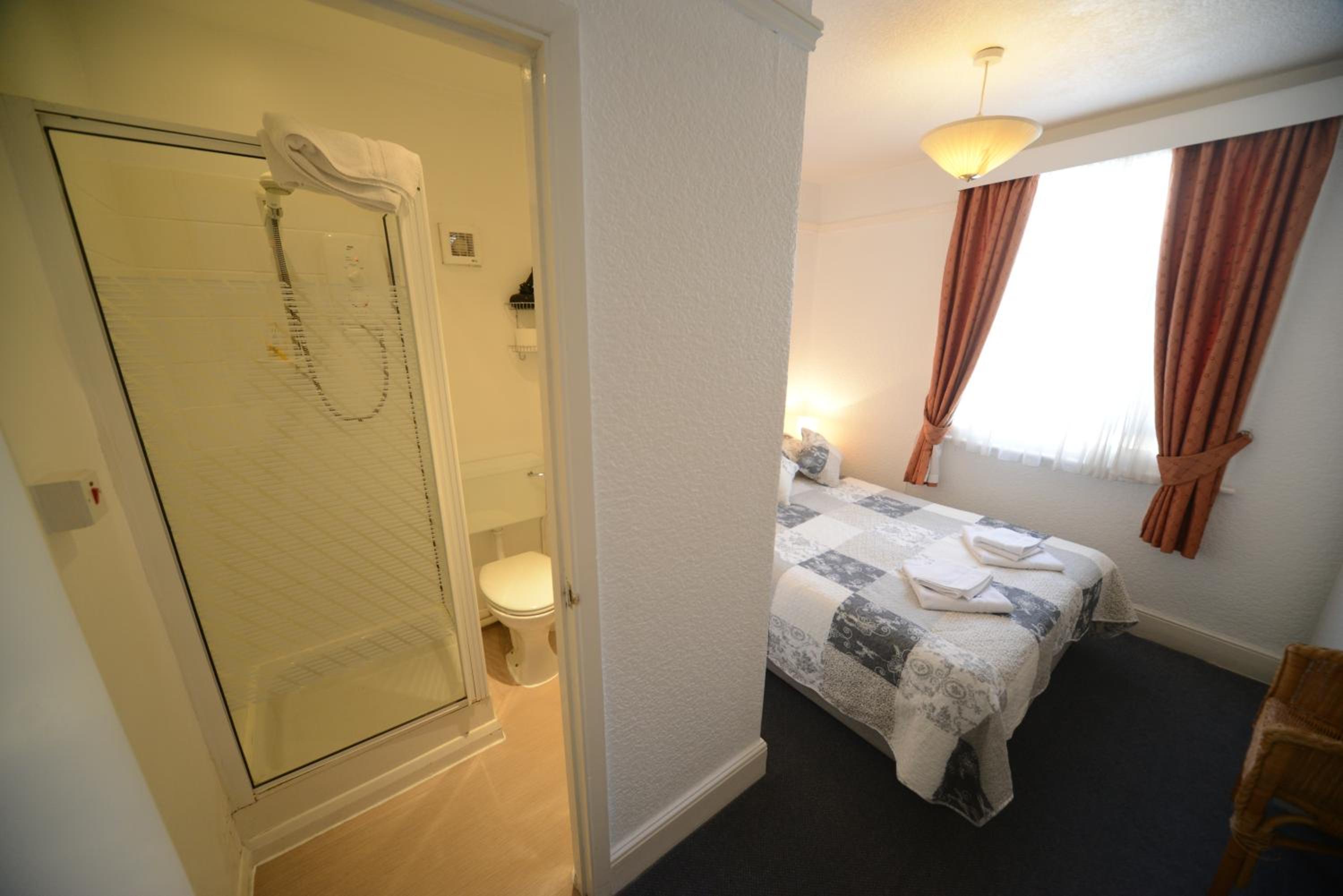Photo 9