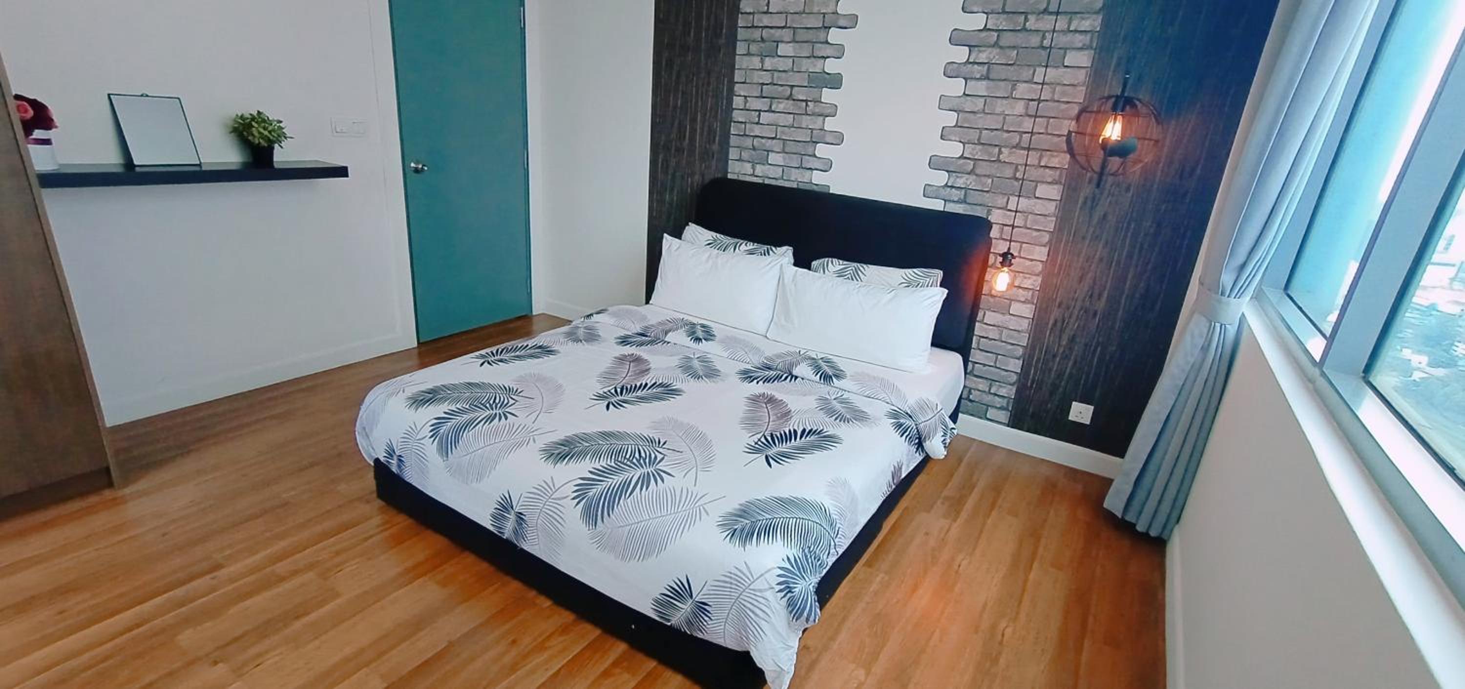 Mercu Summer Suites Klcc by Lumi Homes
