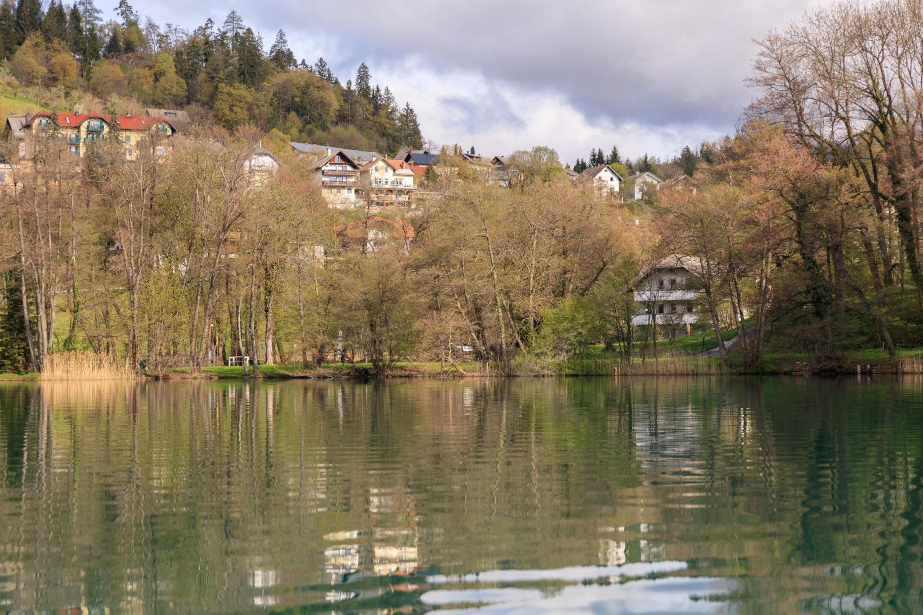 Lake House Sebanc view 3