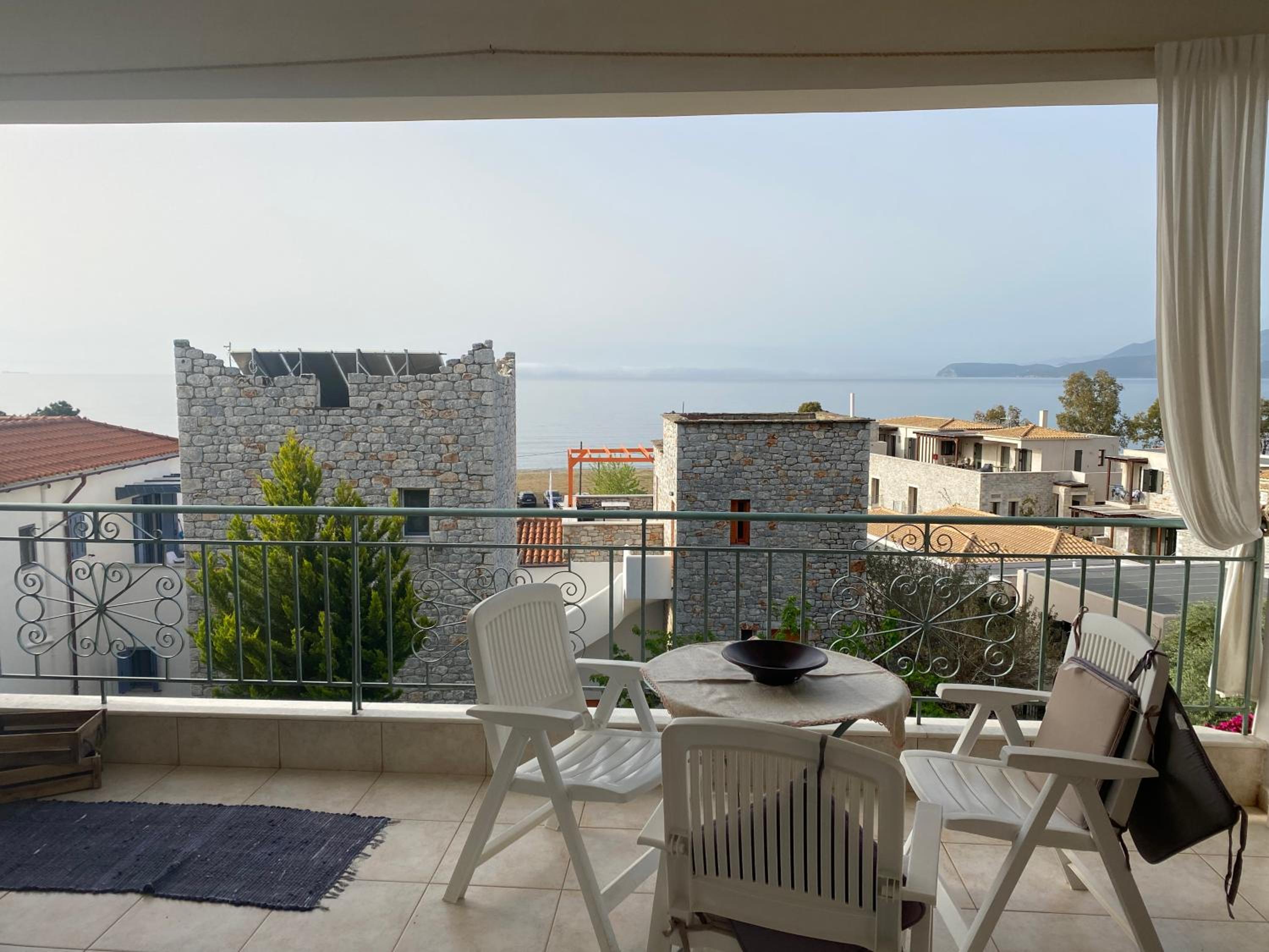 Bella Viky view 4
