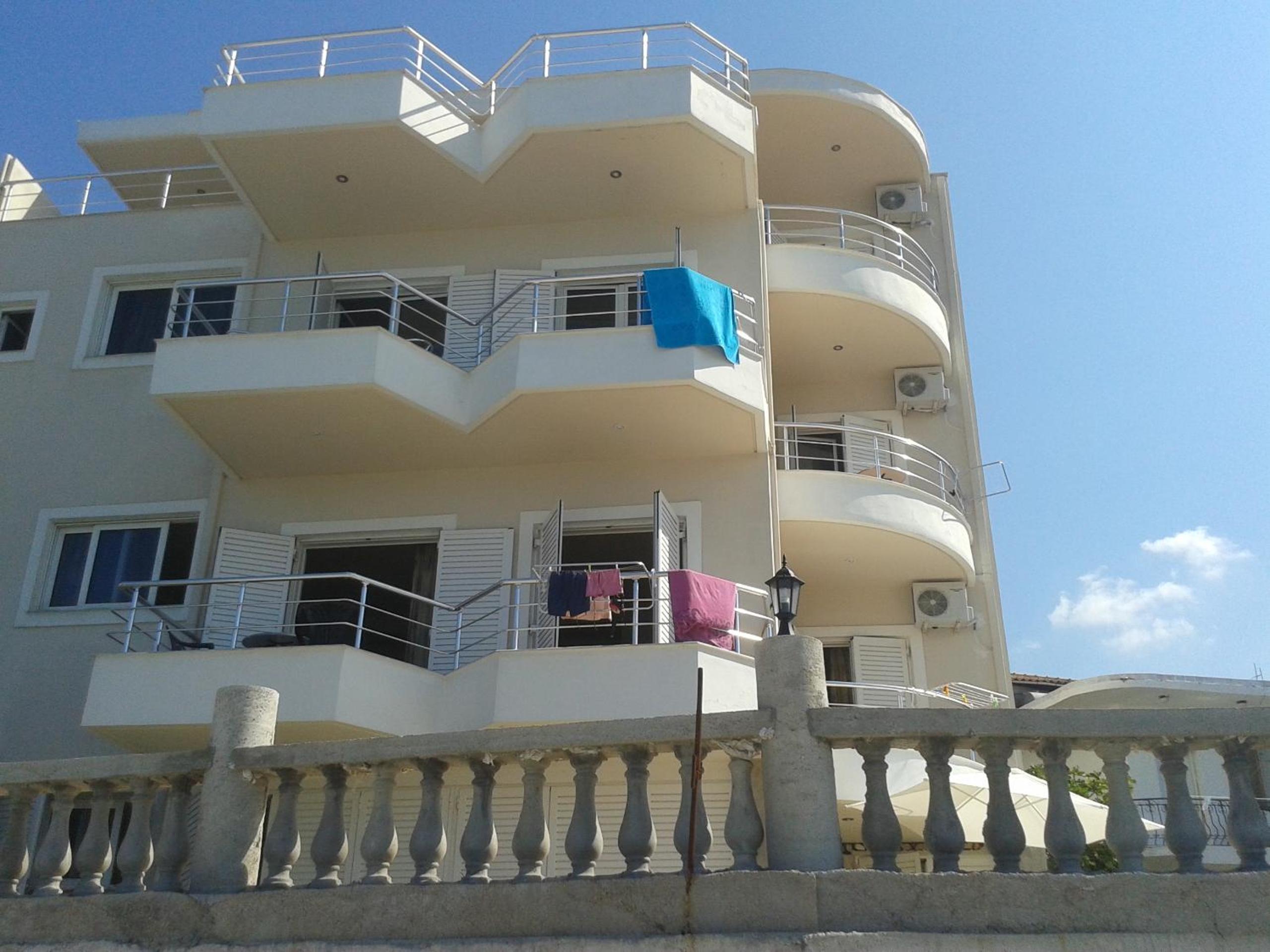 Magic Ionian Apartments & Rooms