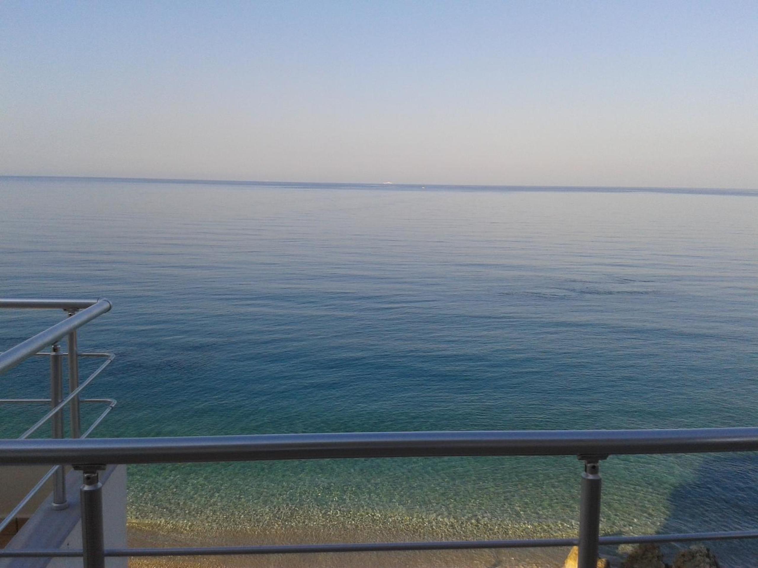 Magic Ionian Apartments & Rooms