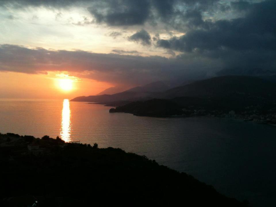 Magic Ionian Apartments & Rooms
