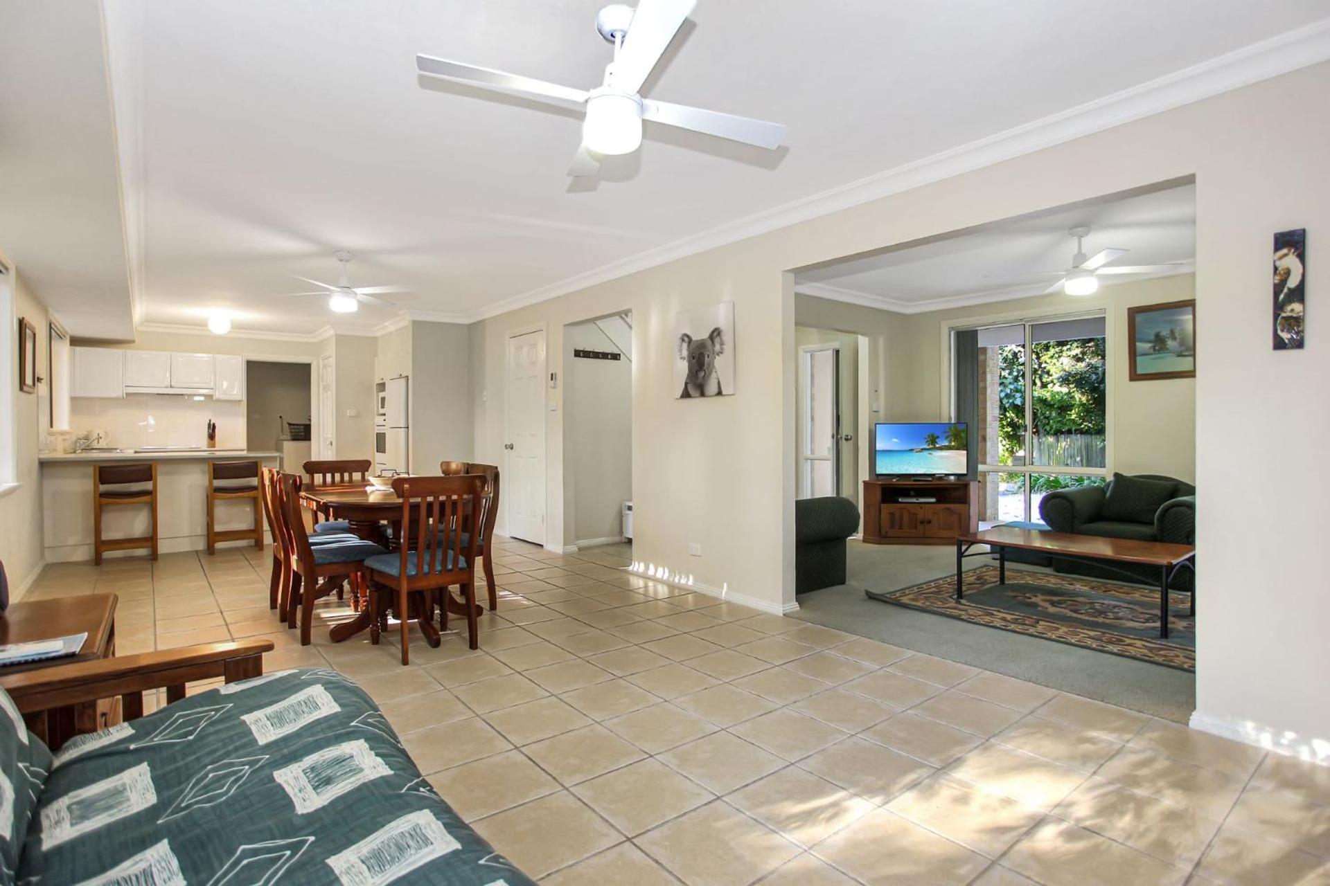 Four Bedroom Quality Townhouse